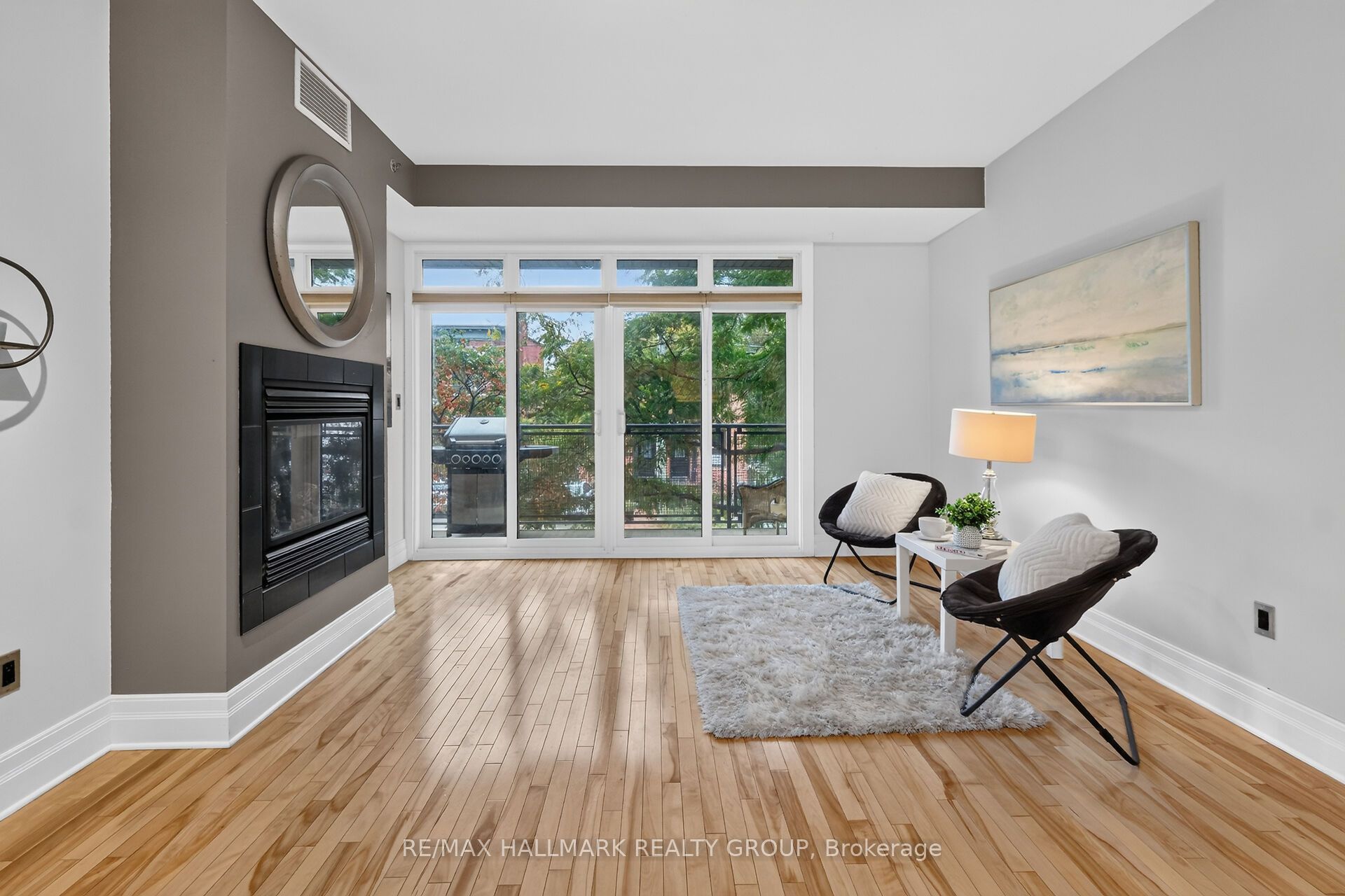 457 Mcleod Street 210 Property Photo 14