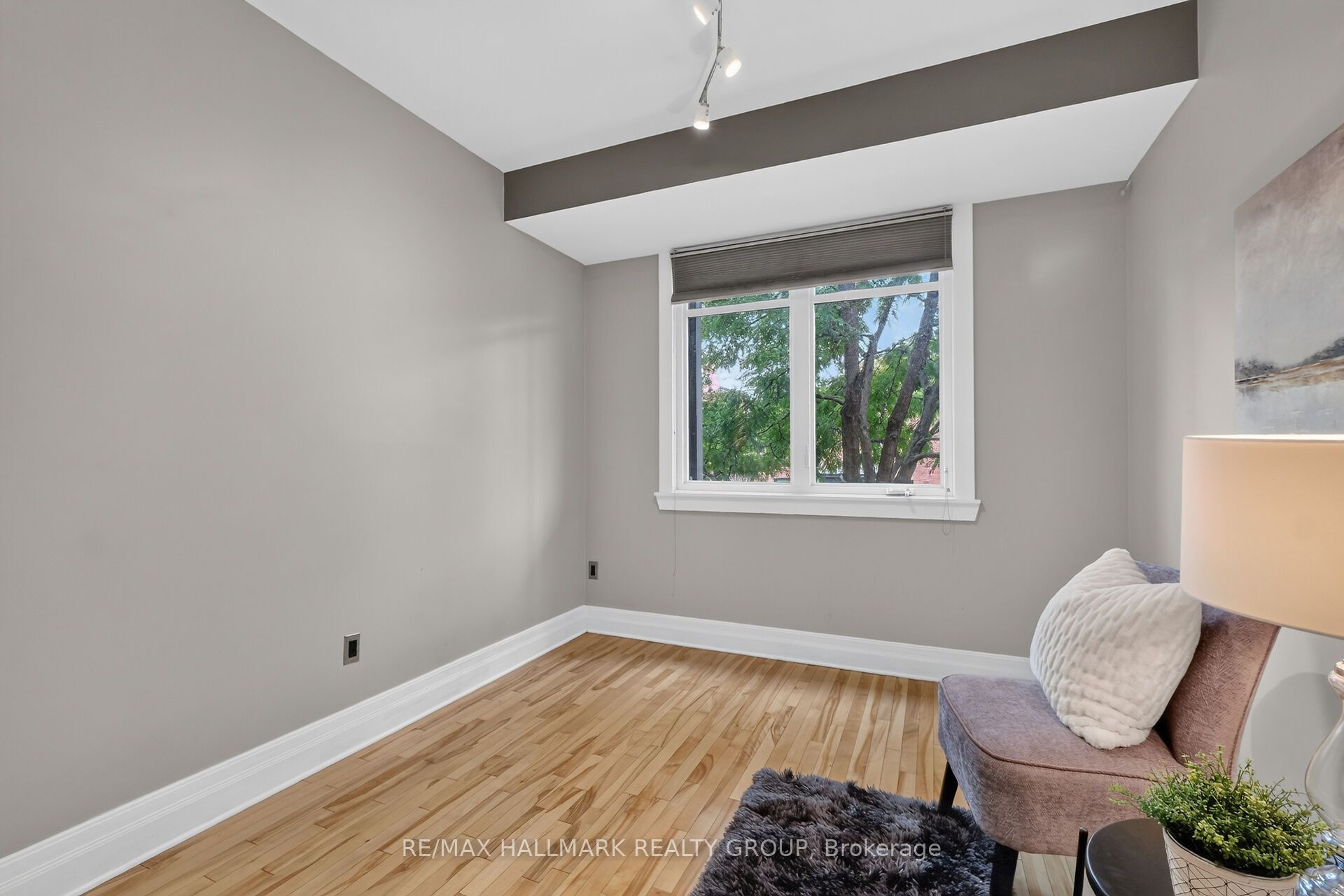 457 Mcleod Street 210 Property Photo 21