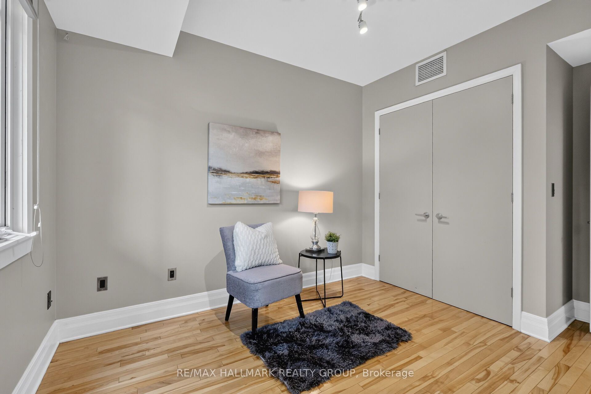 457 Mcleod Street 210 Property Photo 22