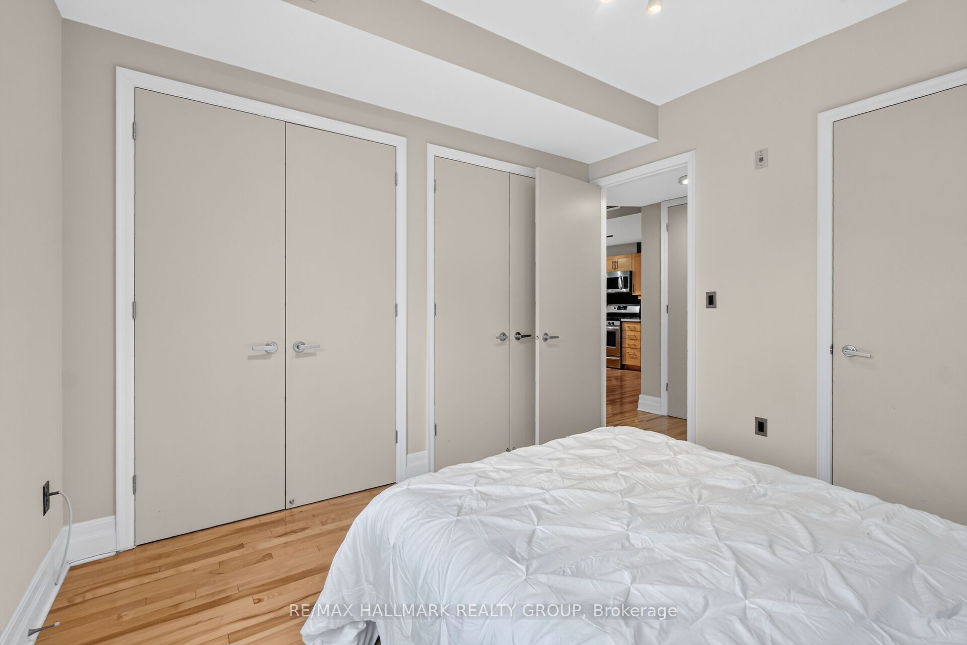 457 Mcleod Street 210 Property Photo 24
