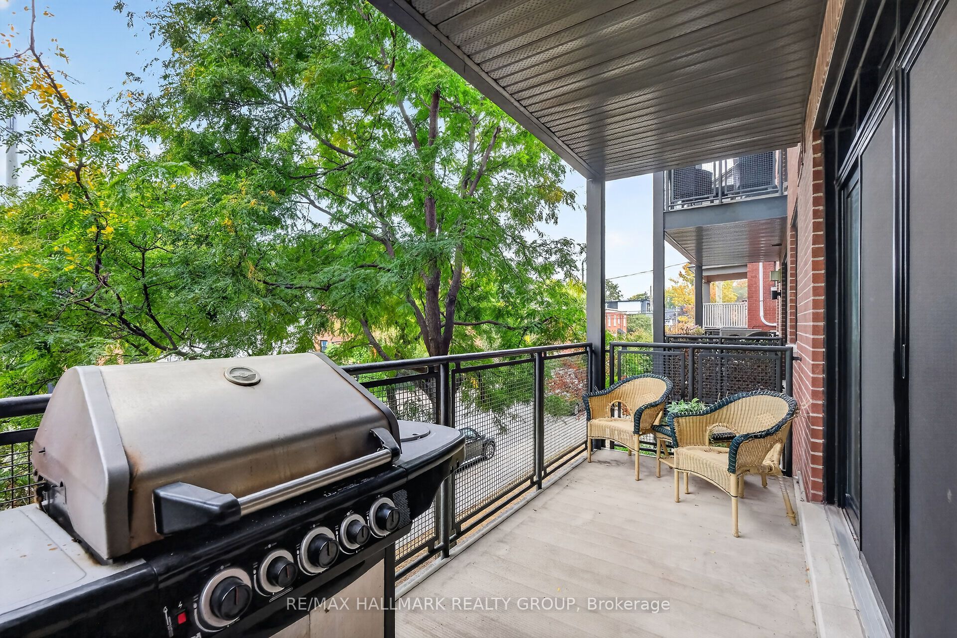 457 Mcleod Street 210 Property Photo 31