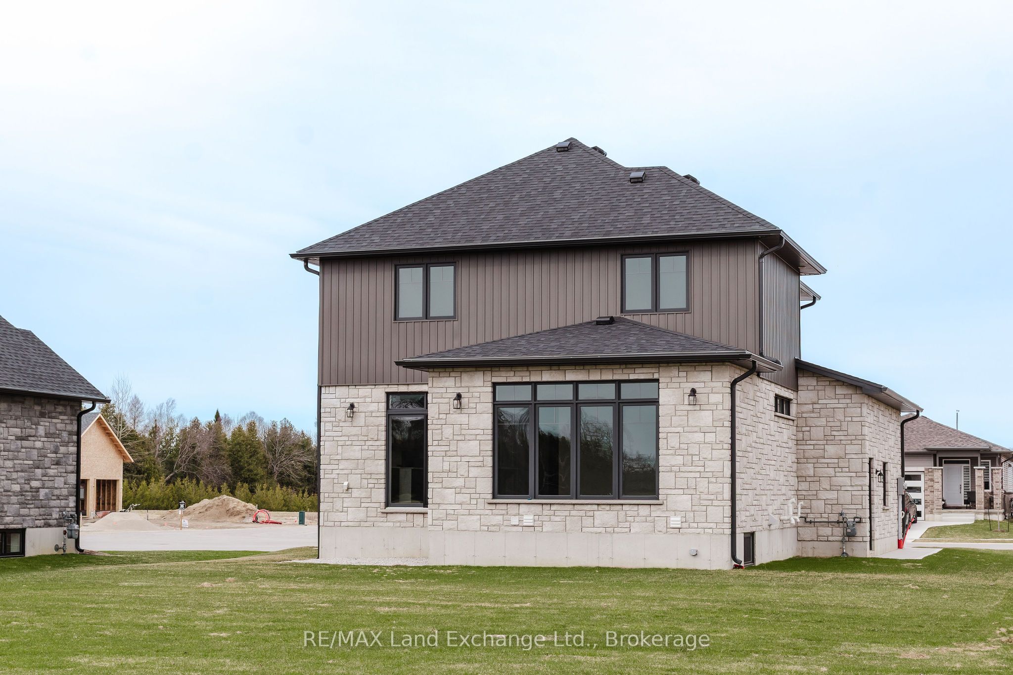 278 Mary Rose Avenue 1 Property Photo 2