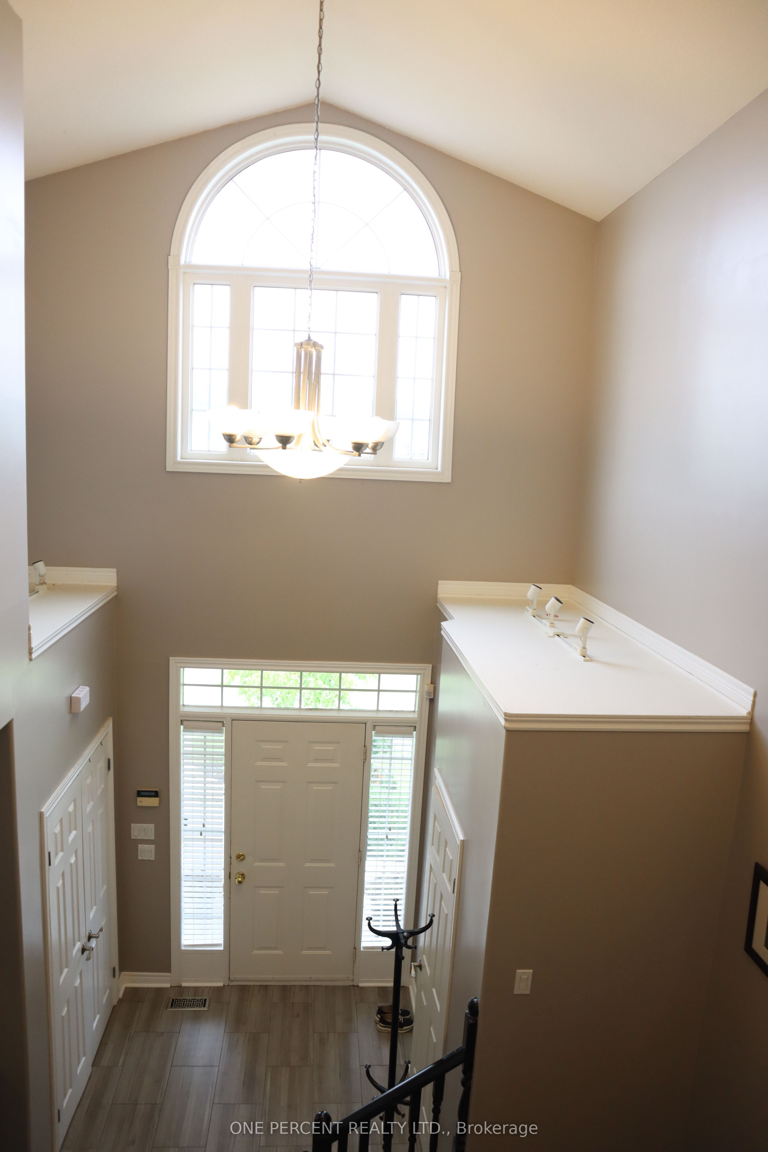 349 Winterberry Boulevard Property Photo 32