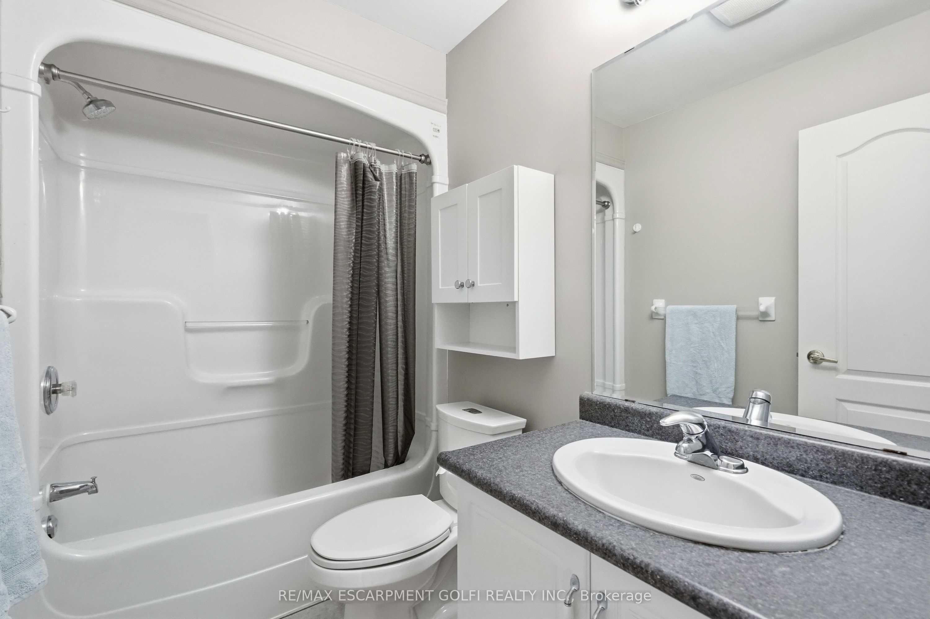 459 Highway No 8 Property Photo 17
