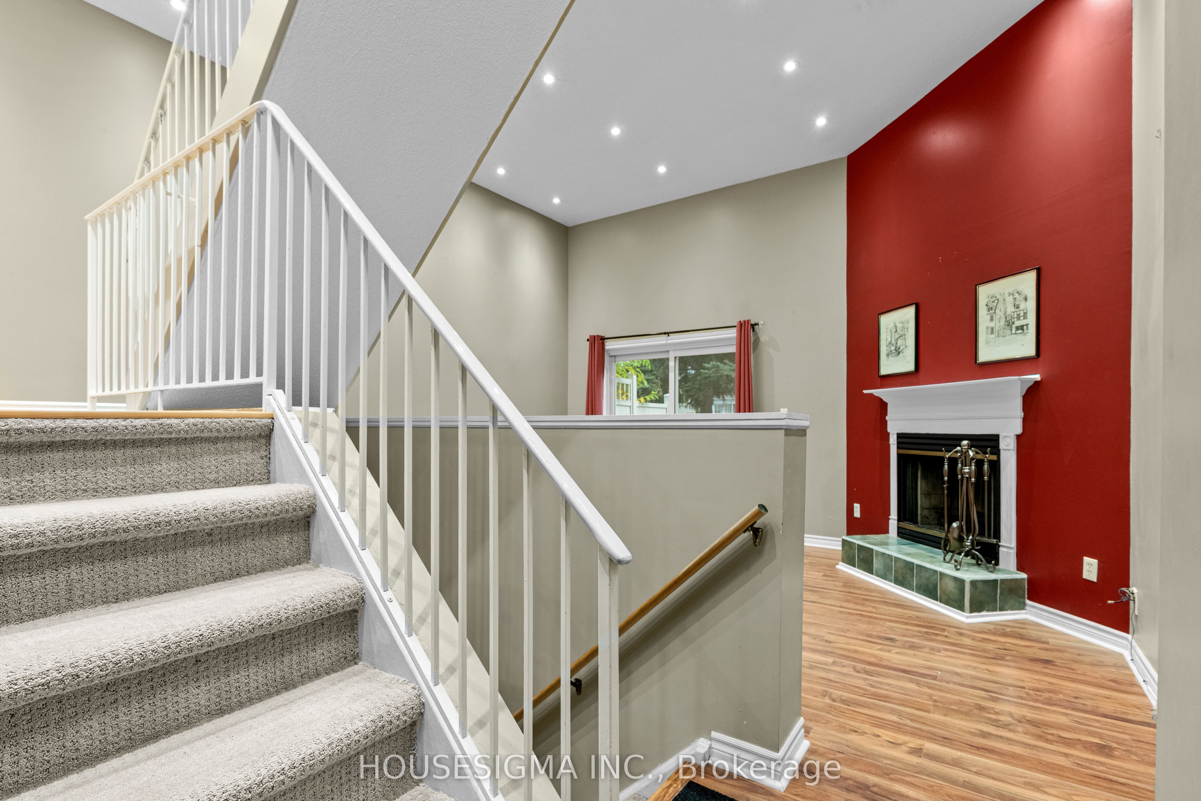 589 Beechwood Drive 42 Property Photo 4