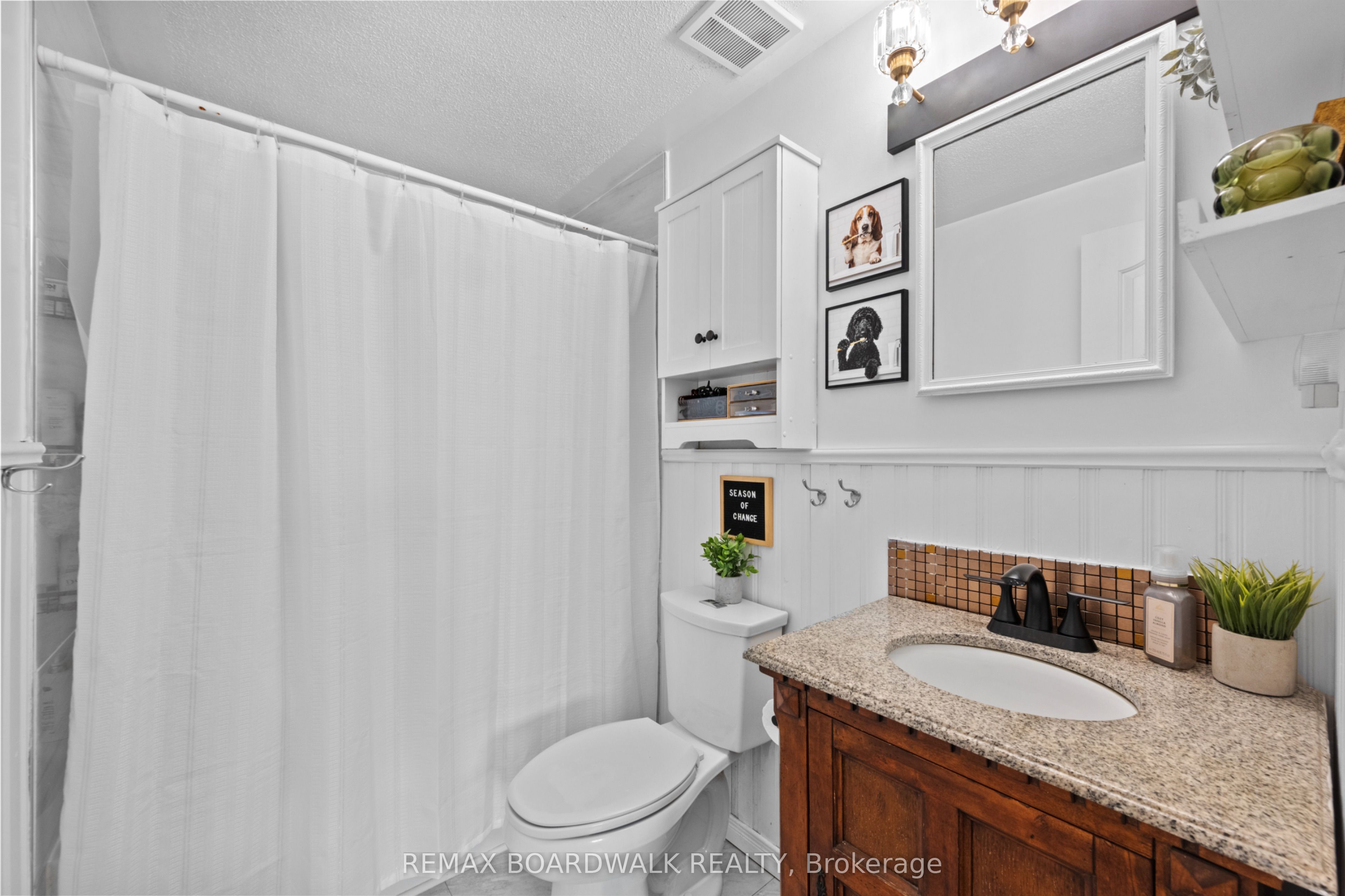 353 Churchill Road E Property Photo 39