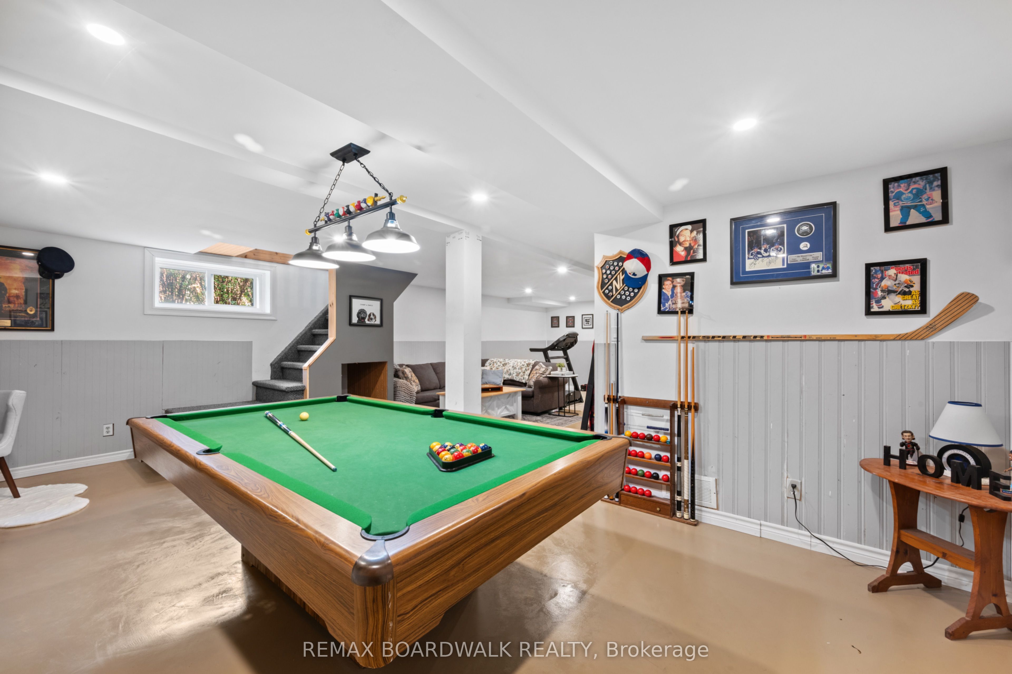 353 Churchill Road E Property Photo 41