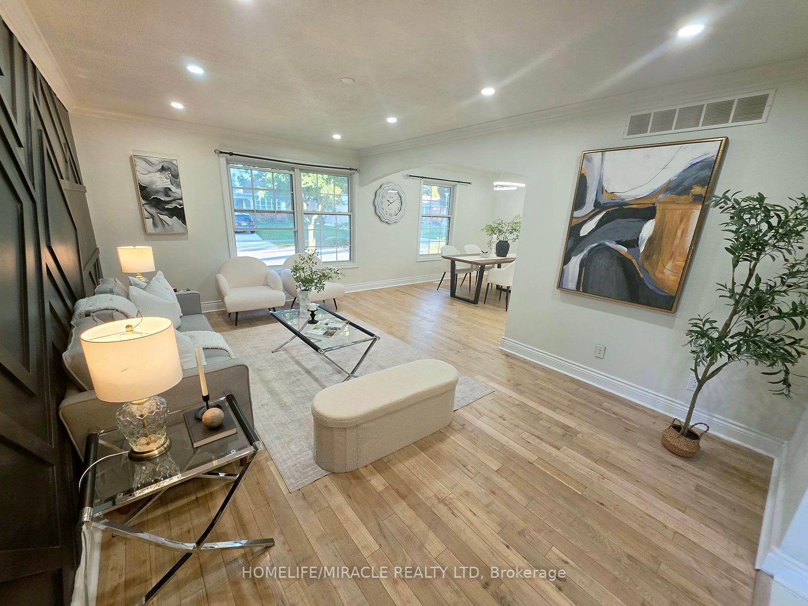 23 Alayne Crescent