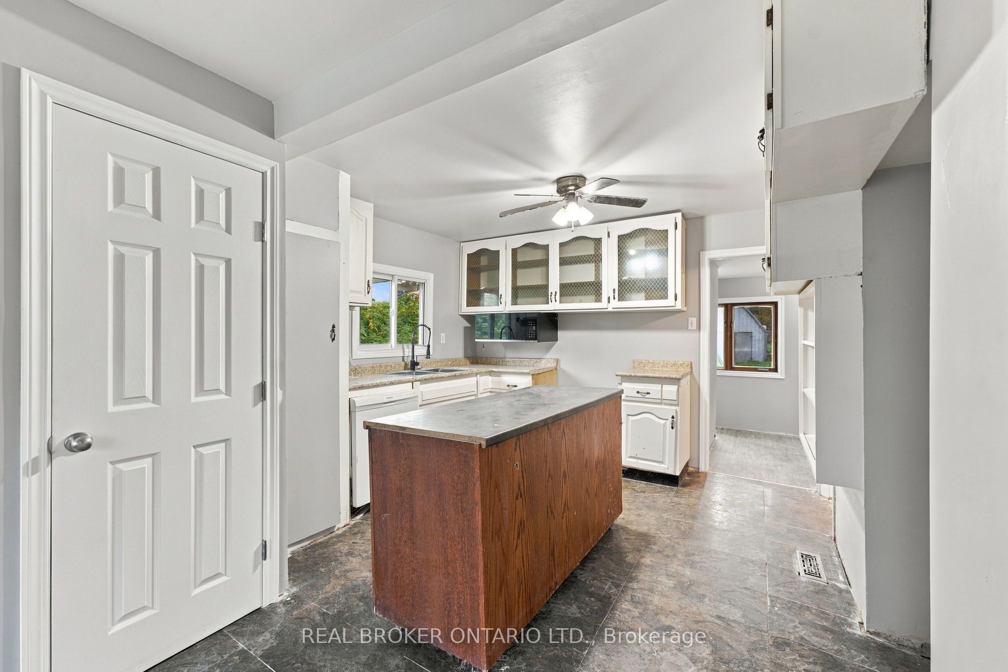 77937 London Road Property Photo 15