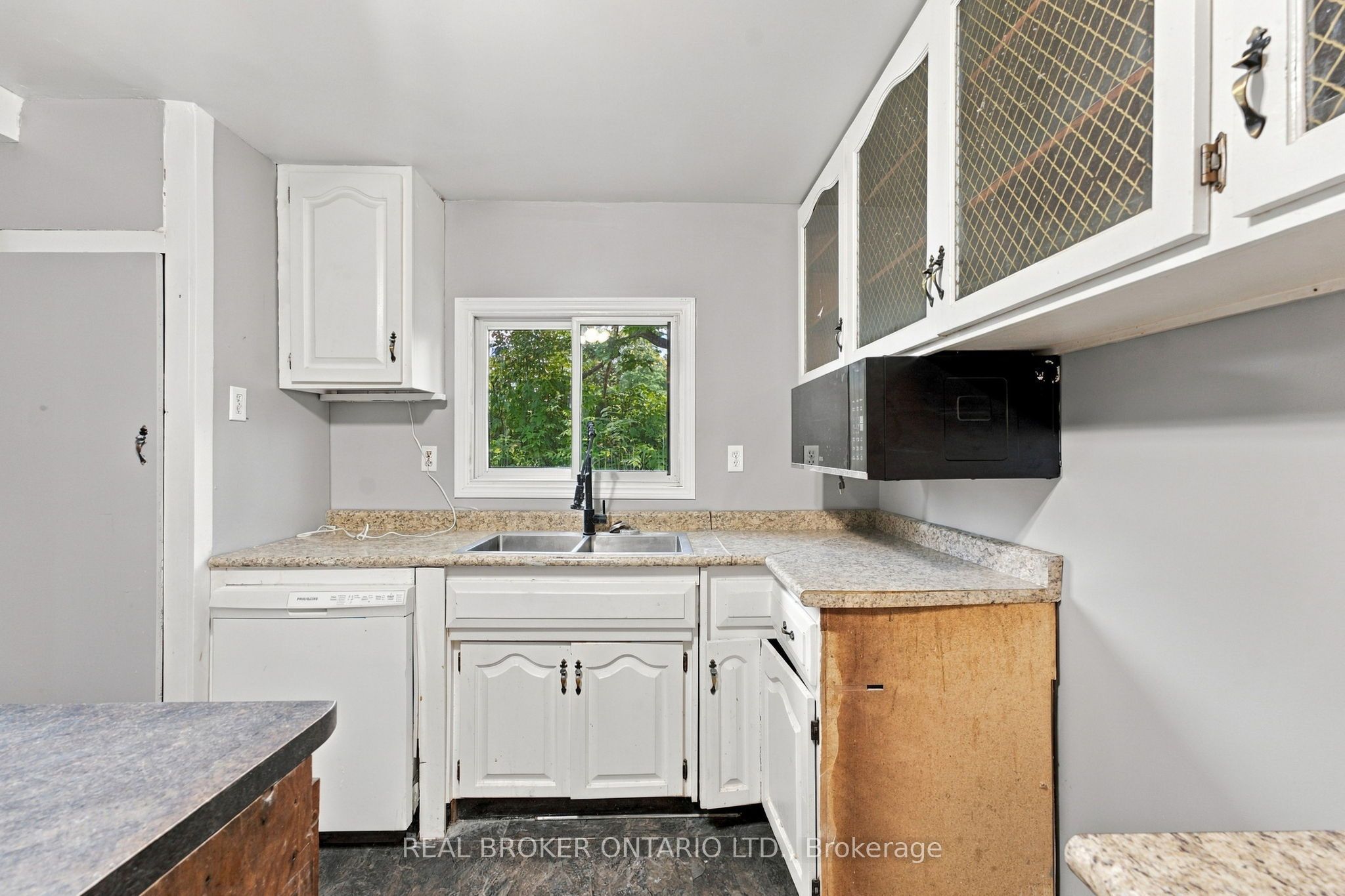 77937 London Road Property Photo 16