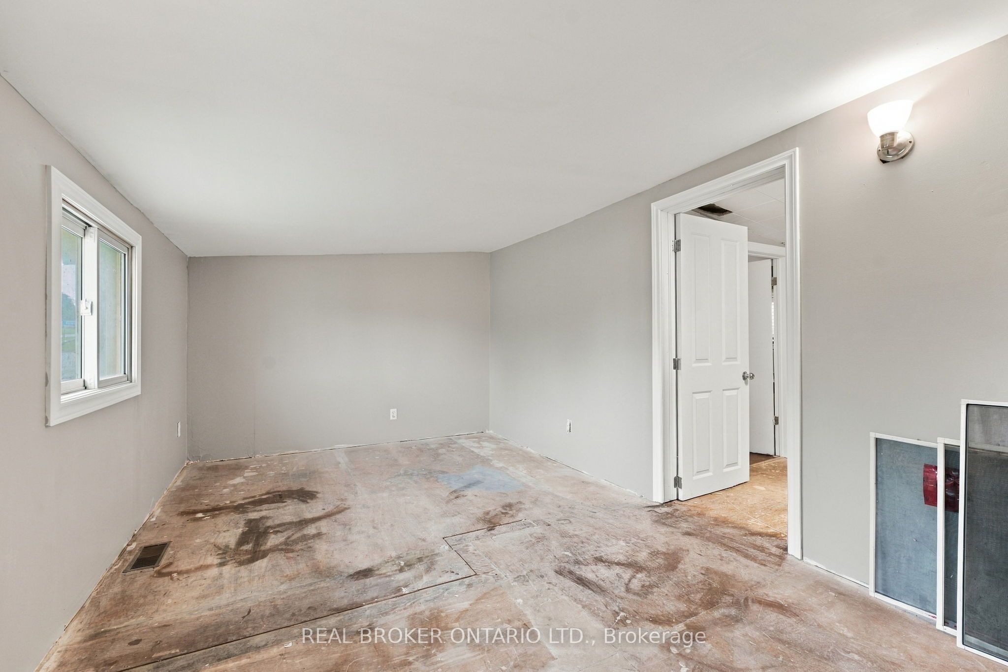77937 London Road Property Photo 27
