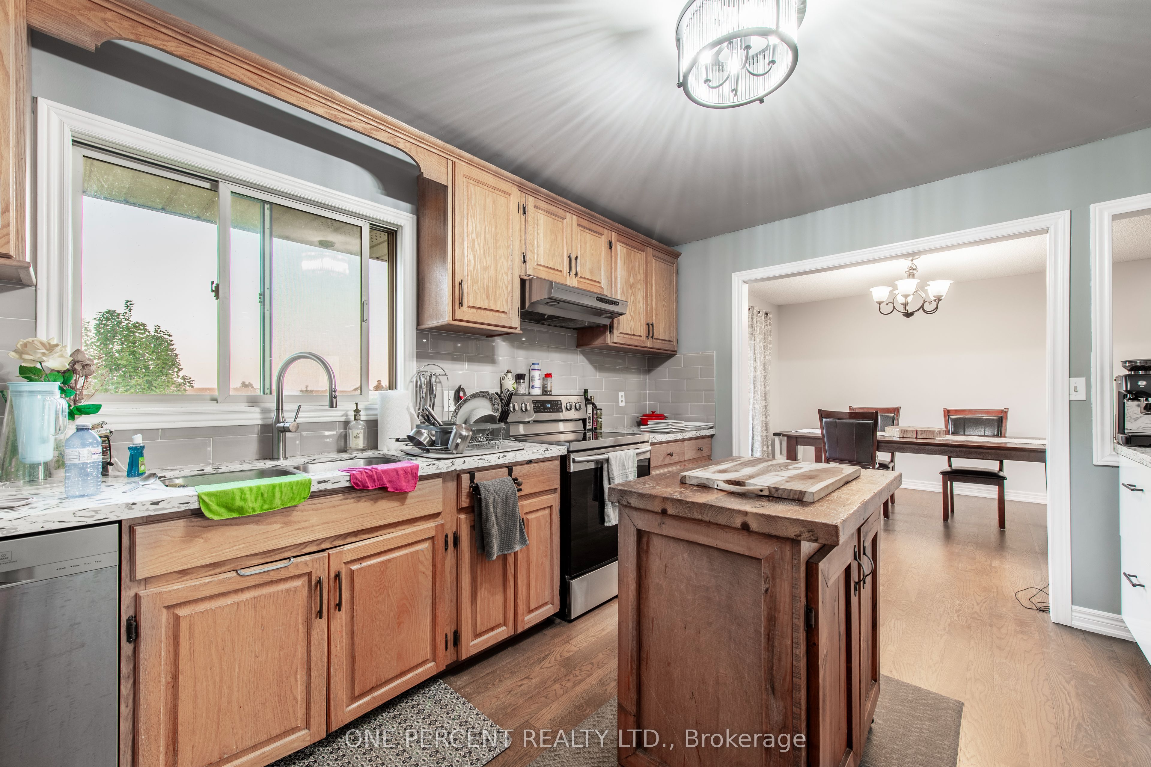 294235 8th Line Property Photo 12