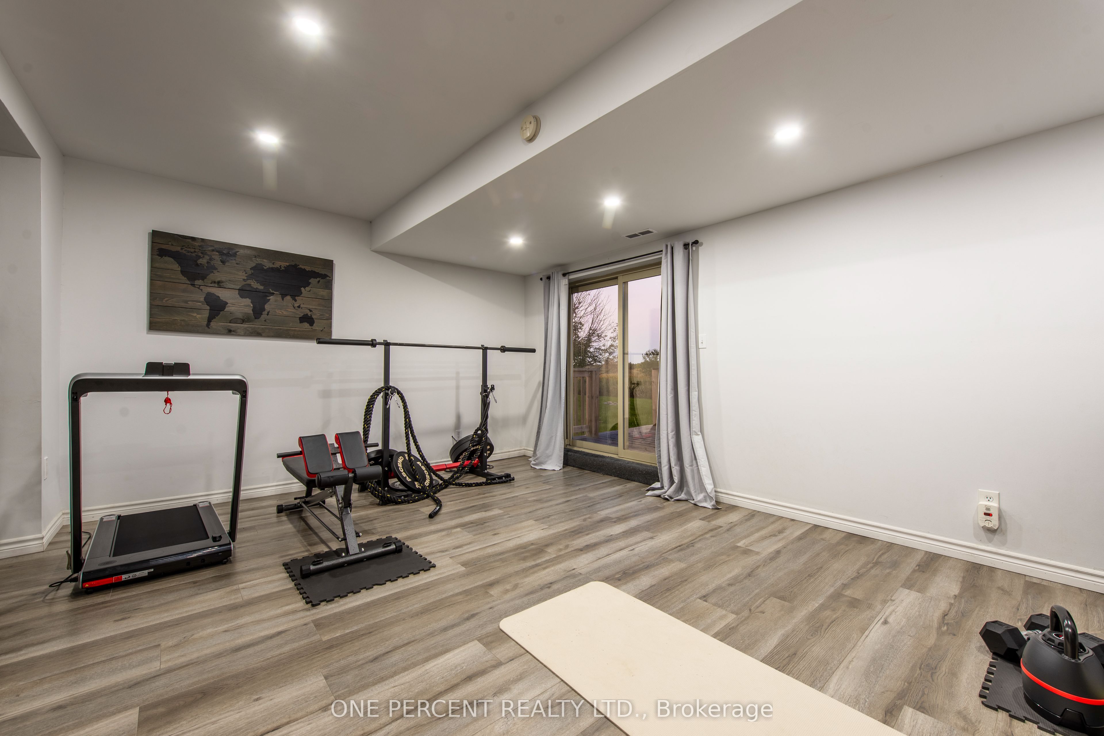 294235 8th Line Property Photo 27