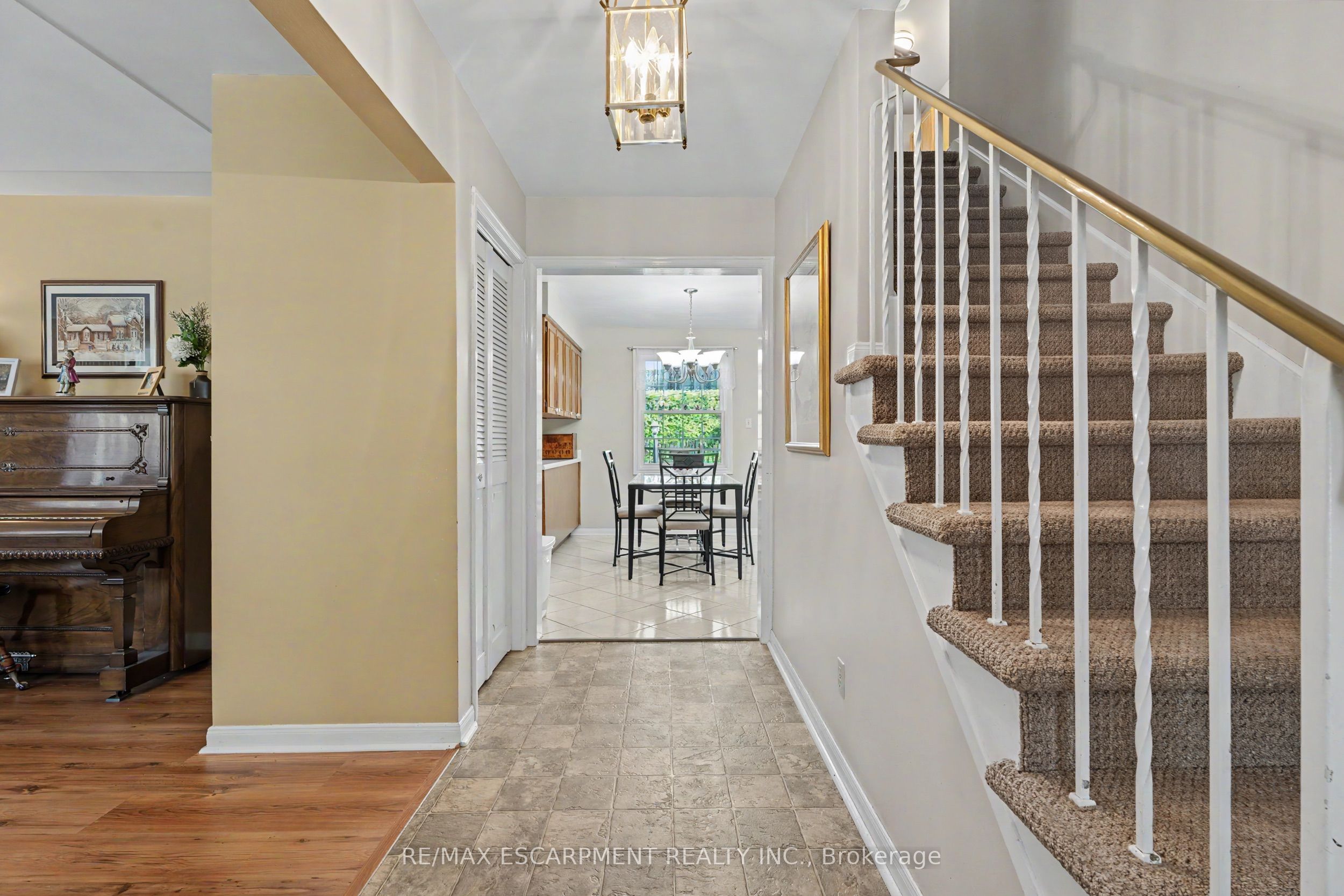 71 Margate Avenue Property Photo 8