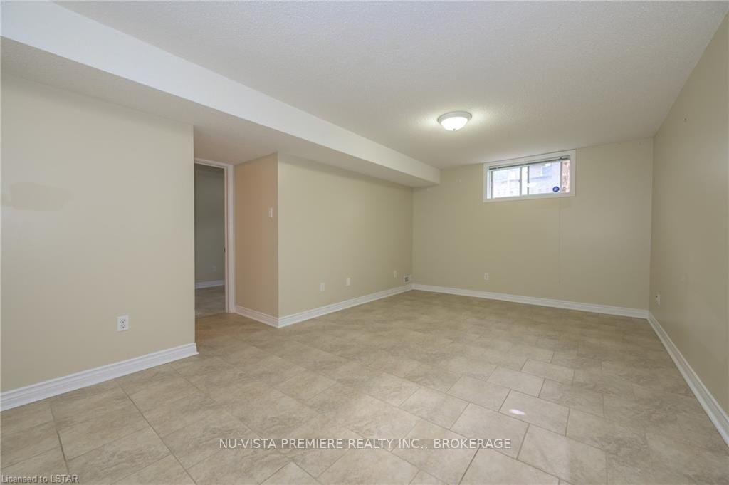 602 Sprucewood Drive Property Photo 24