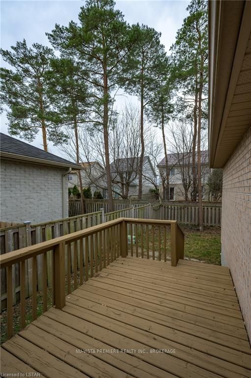 602 Sprucewood Drive Property Photo 40