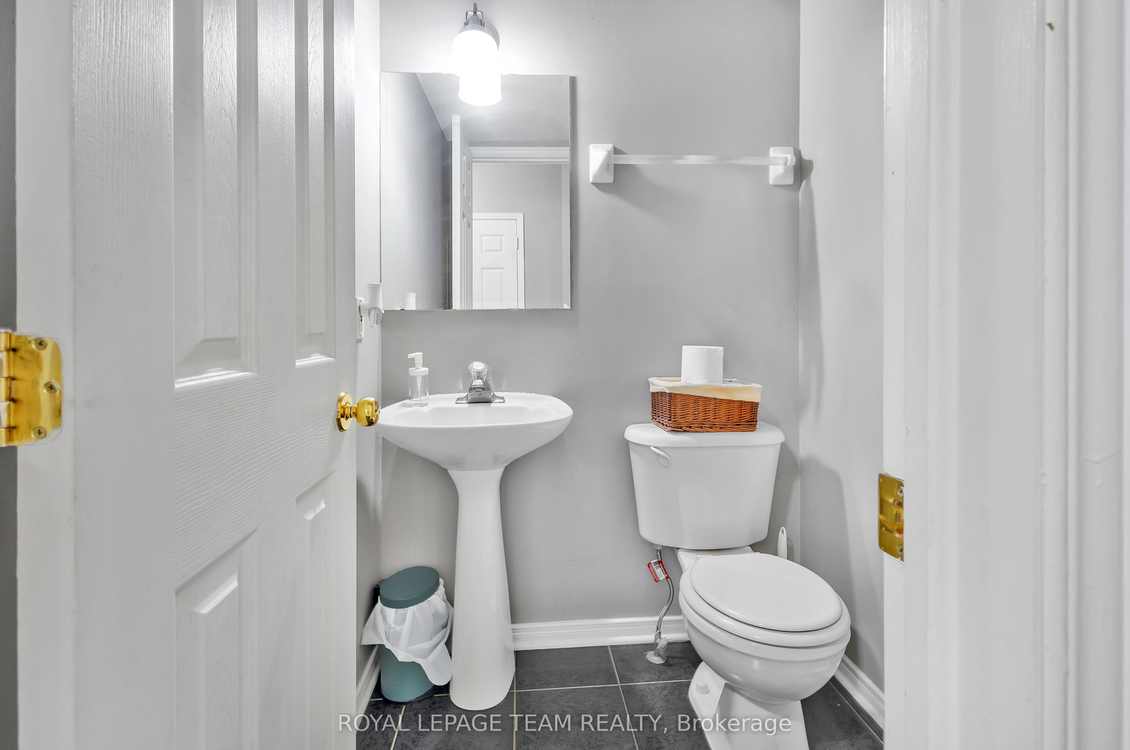 36 Saffron Court Property Photo 4