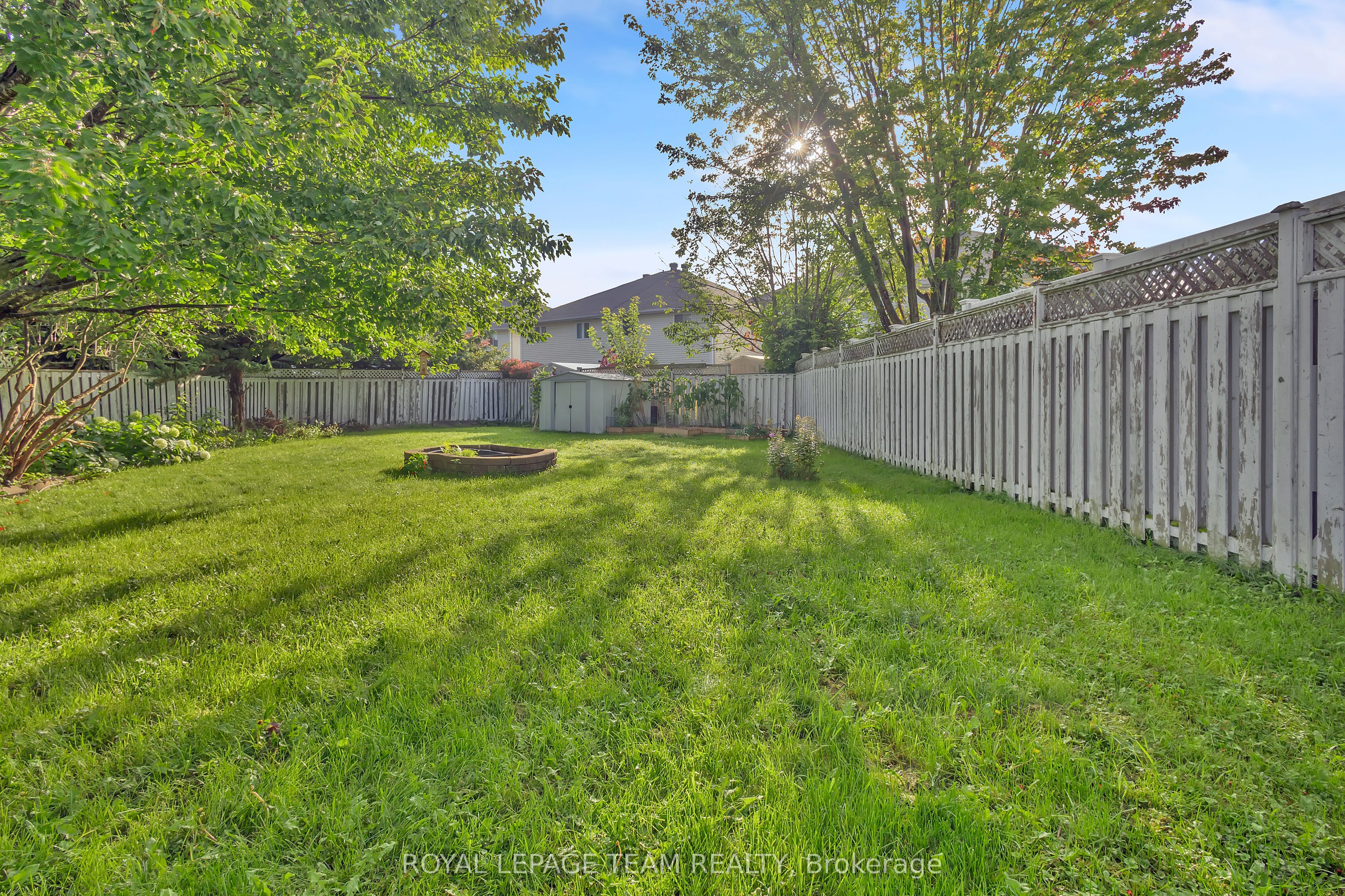 36 Saffron Court Property Photo 33