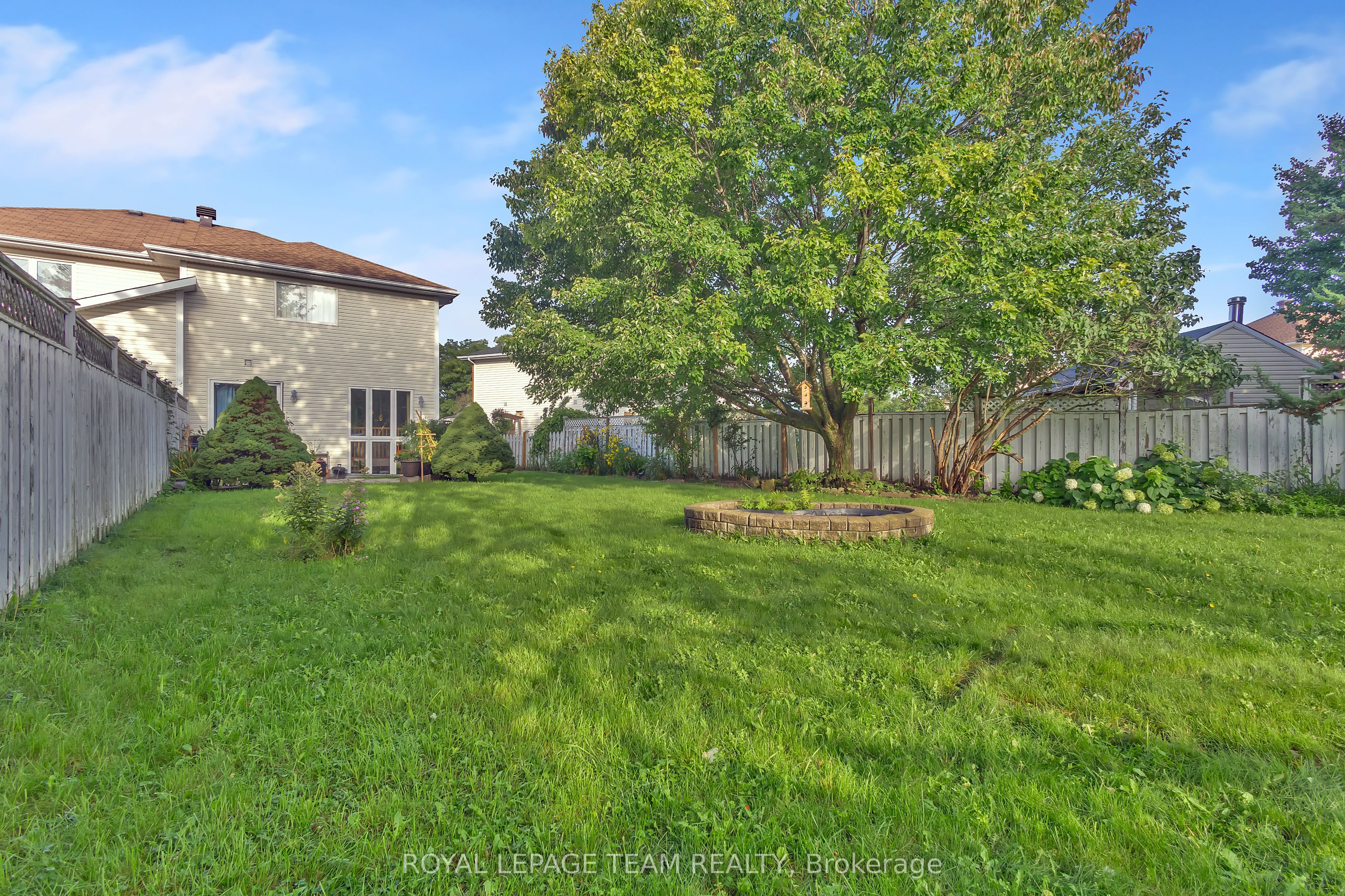 36 Saffron Court Property Photo 35