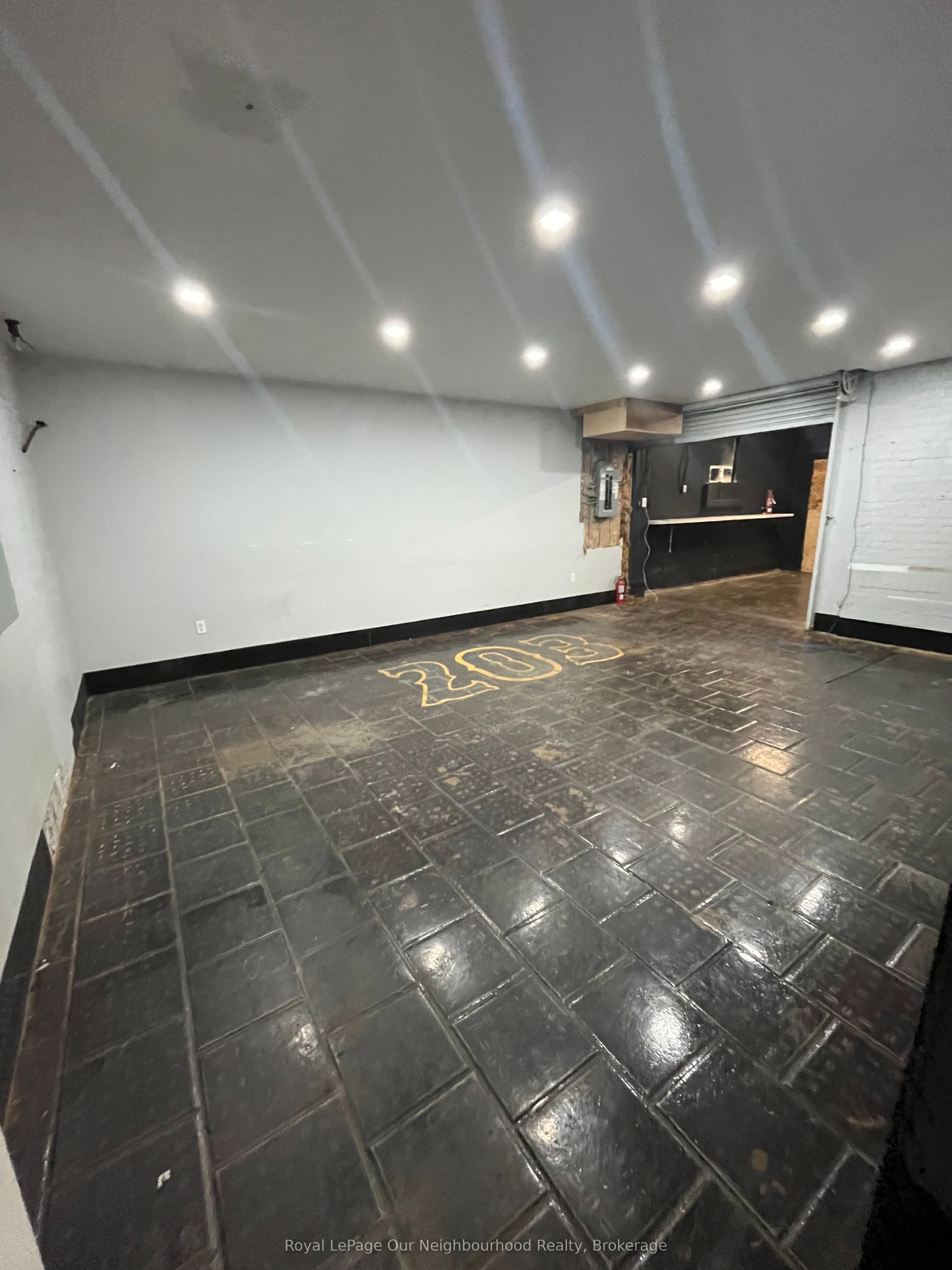236 Burgar Street Property Photo 7