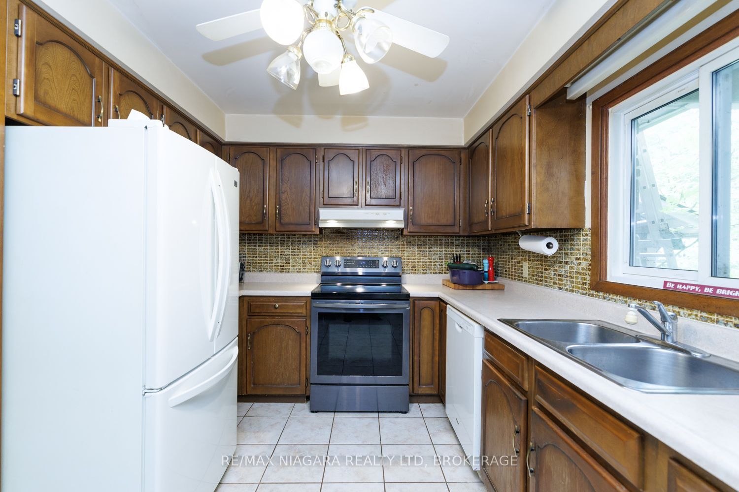 567 Lyons Creek Road Property Photo 17