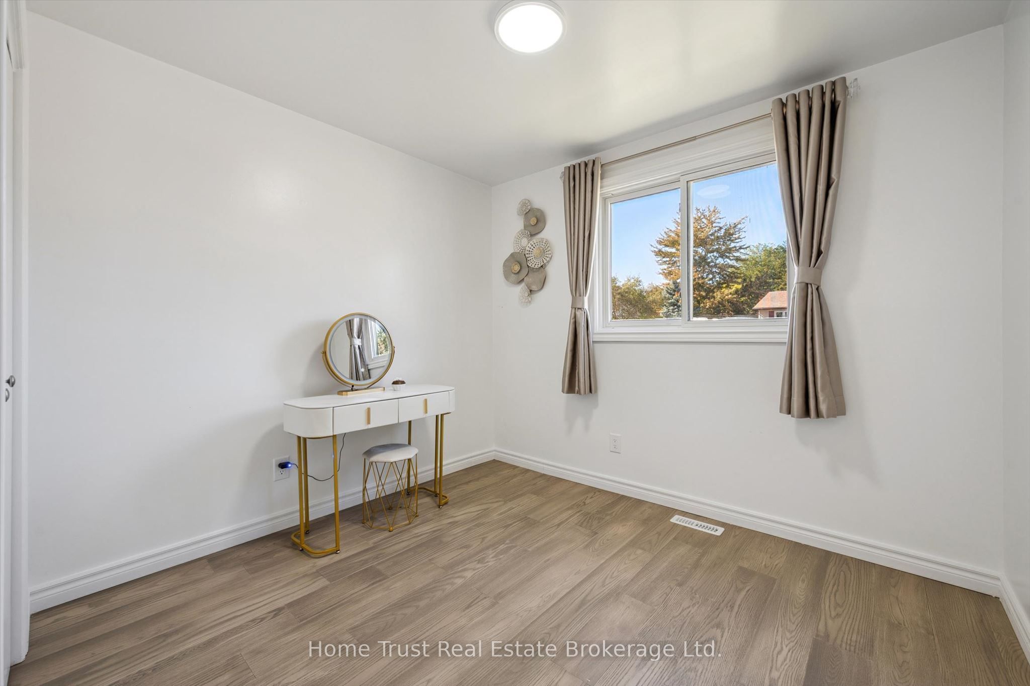 256 Stephanie Drive Property Photo 15