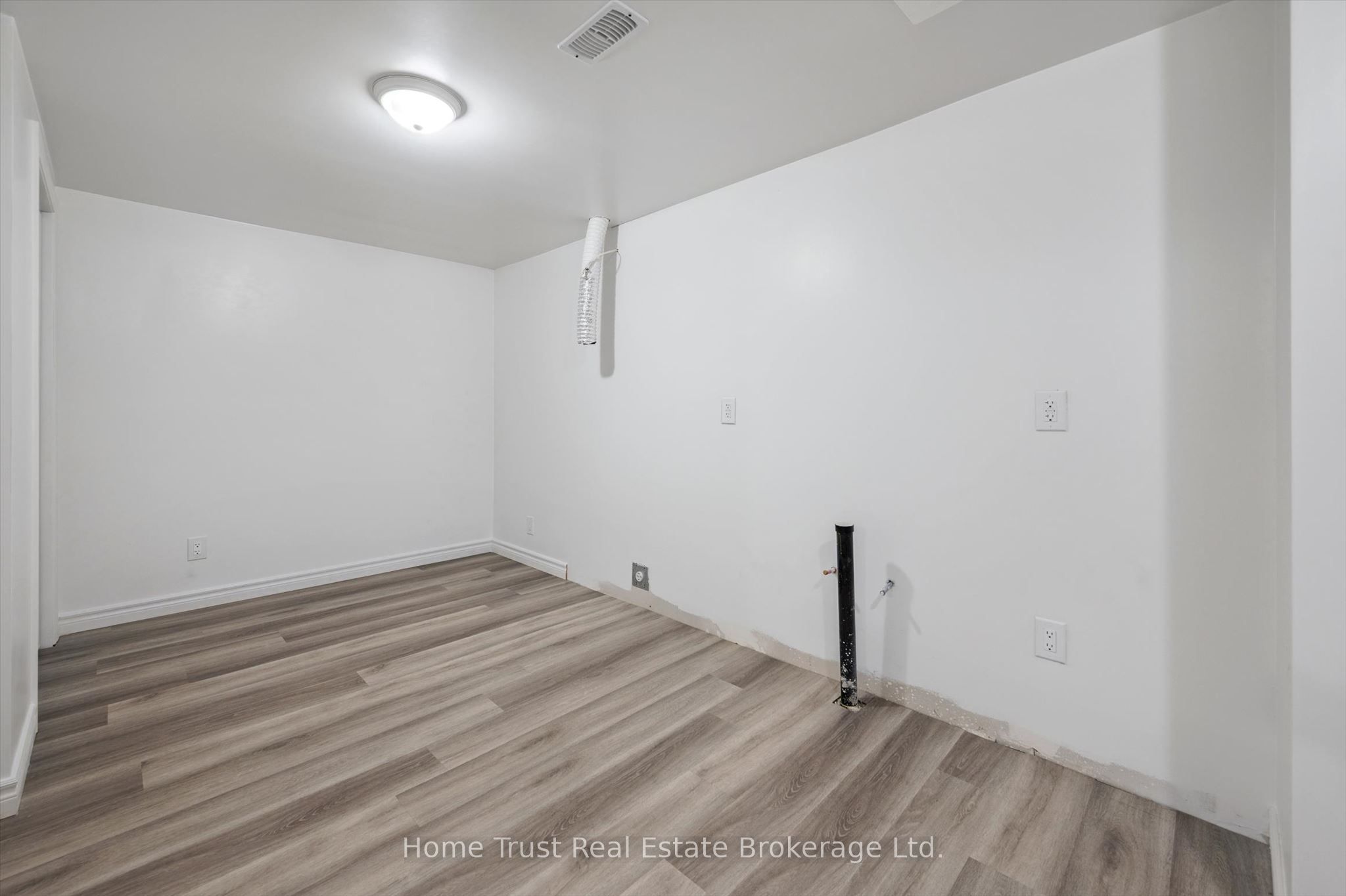 256 Stephanie Drive Property Photo 23