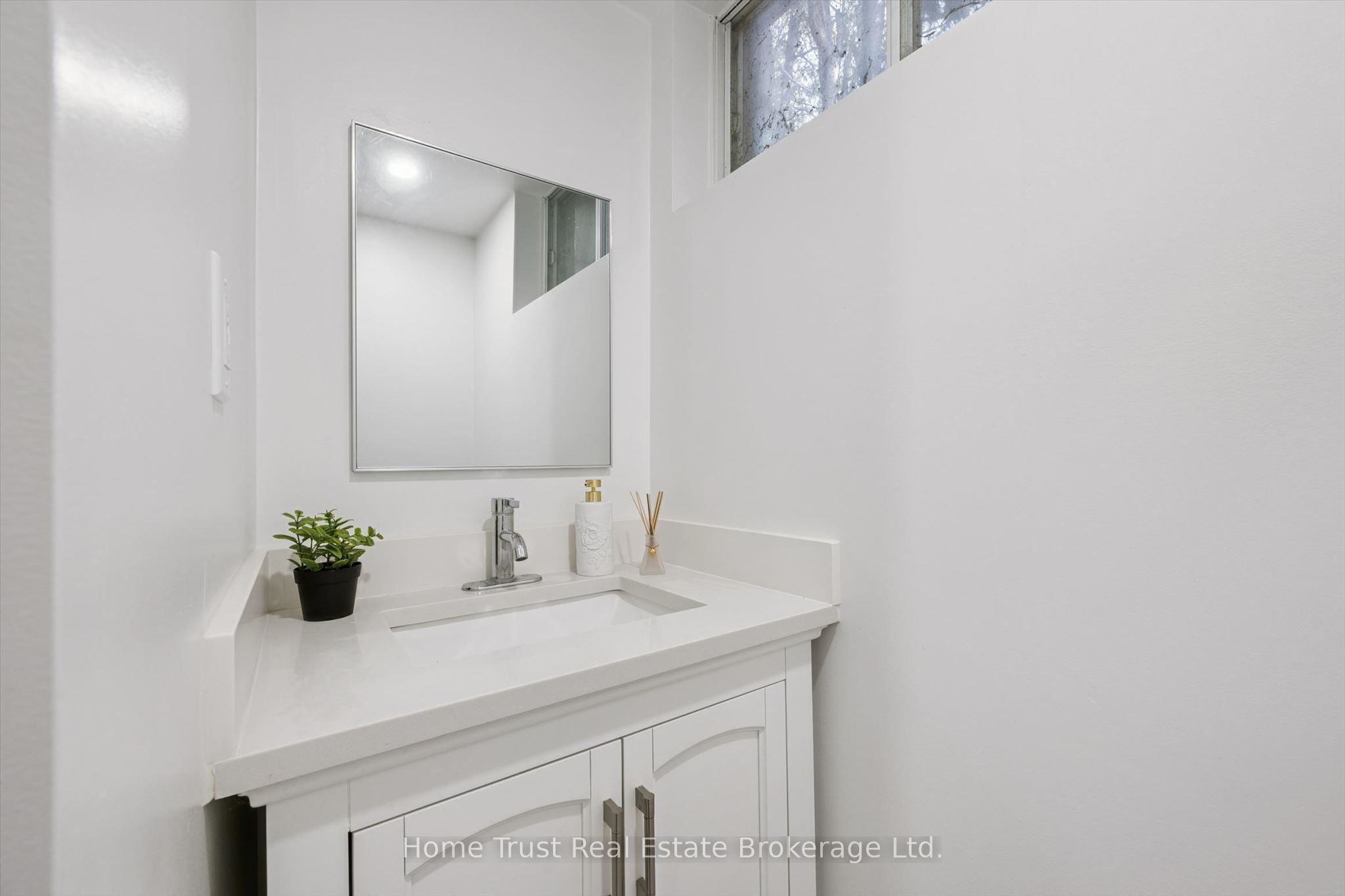 256 Stephanie Drive Property Photo 26