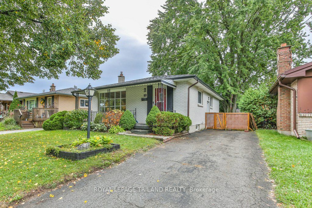 15 Talavera Crescent Property Photo 2