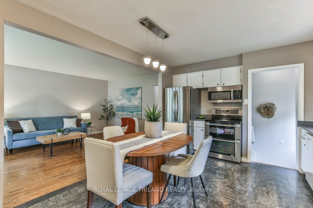 15 Talavera Crescent Property Photo 14