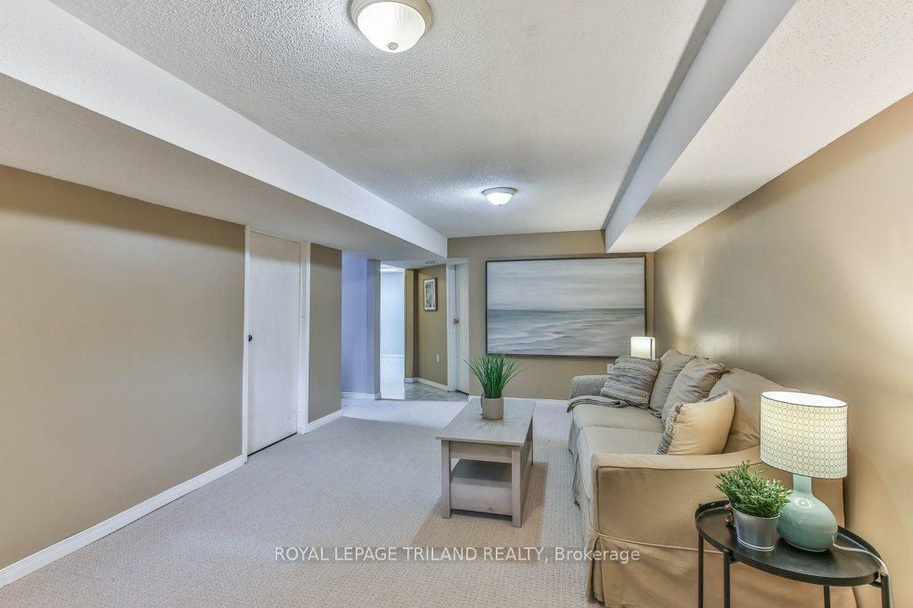 15 Talavera Crescent Property Photo 32