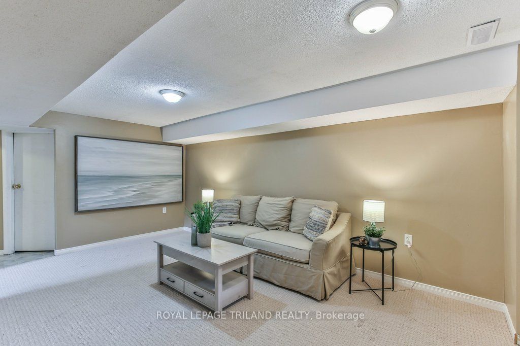 15 Talavera Crescent Property Photo 33