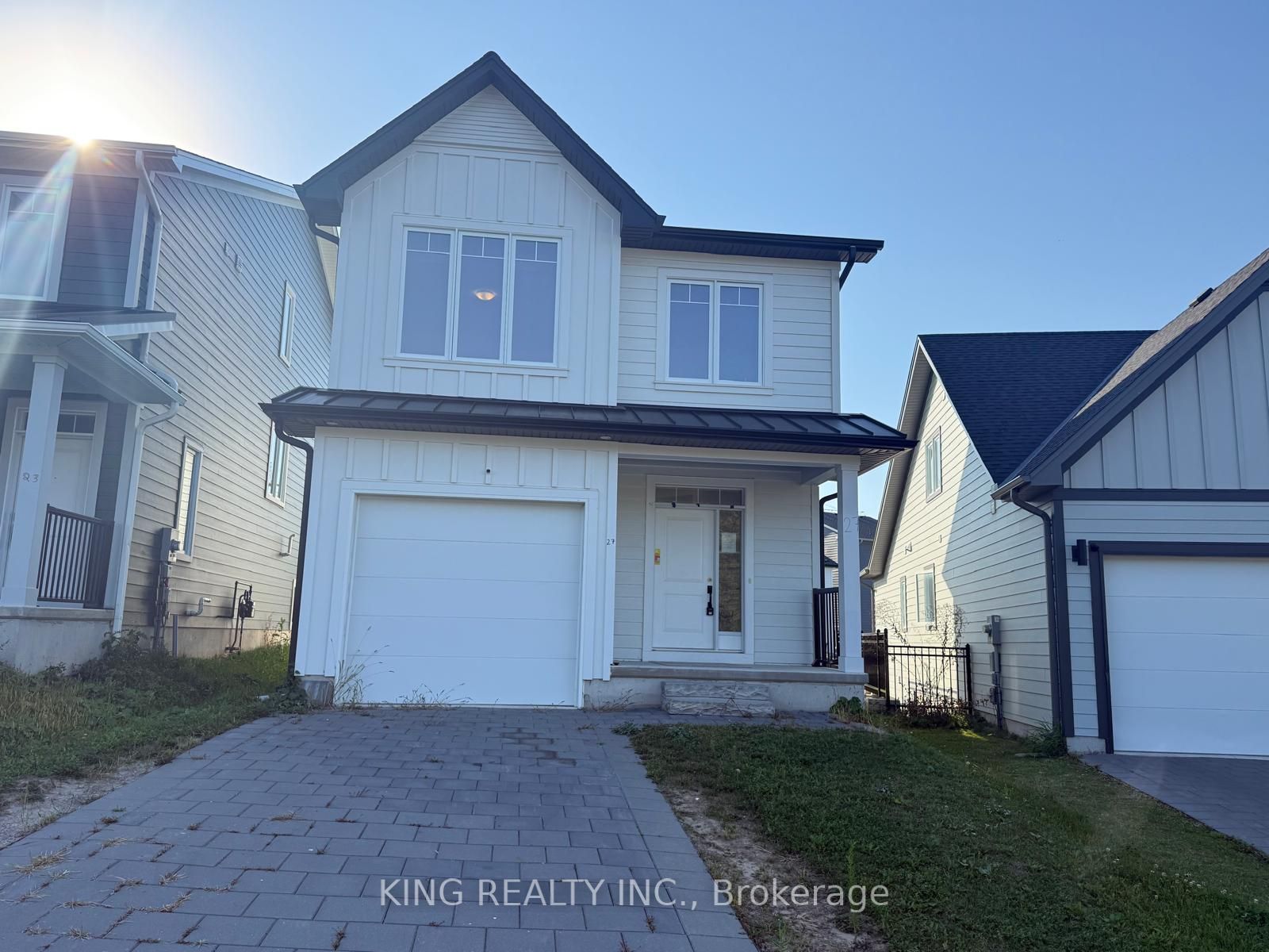 27 Christopher Court Upper Property Photo 4