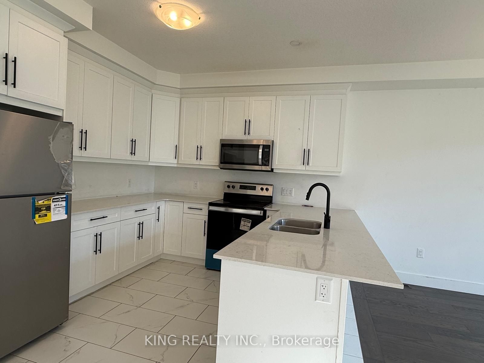 27 Christopher Court Upper Property Photo 13