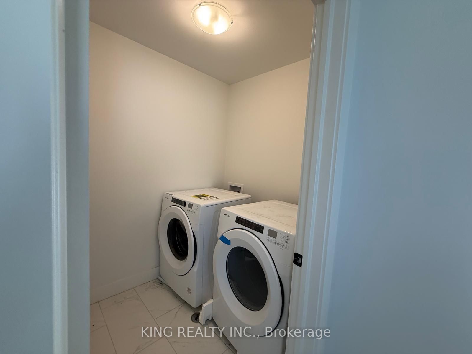27 Christopher Court Upper Property Photo 14