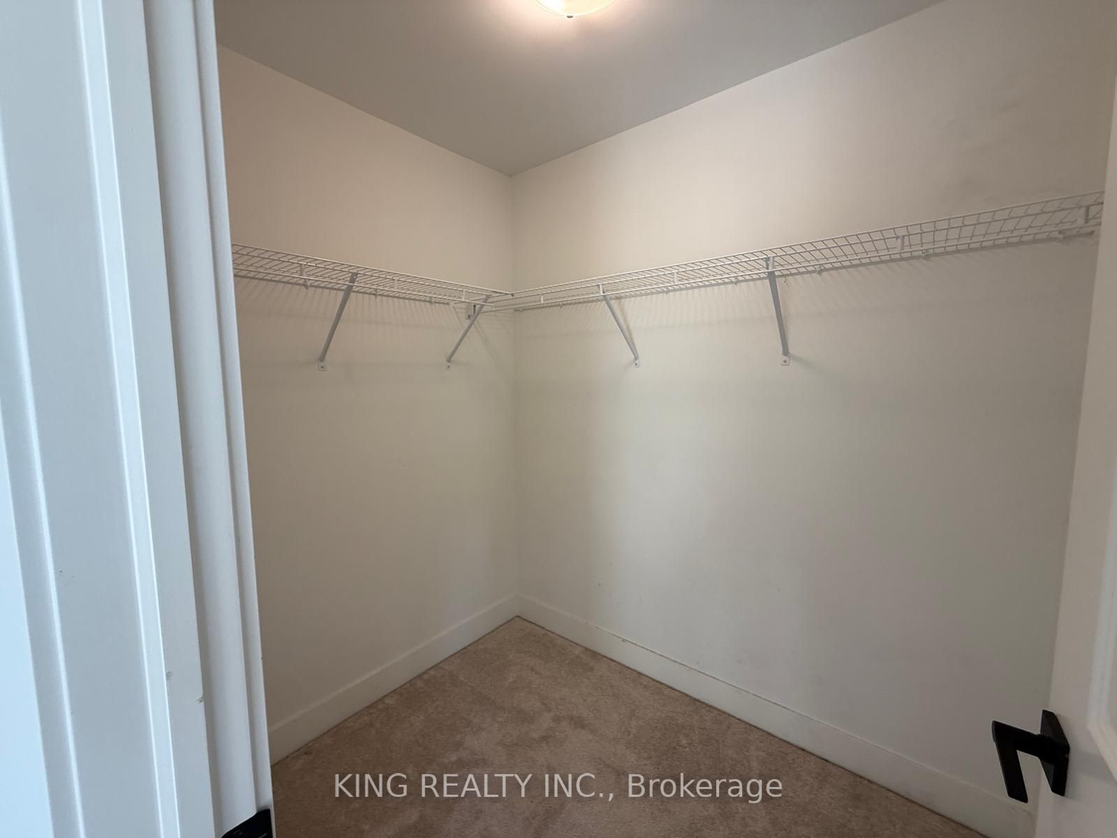 27 Christopher Court Upper Property Photo 18