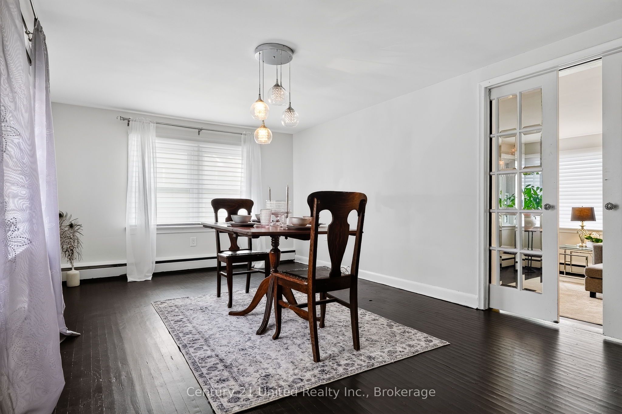 108 James Street E Property Photo 23