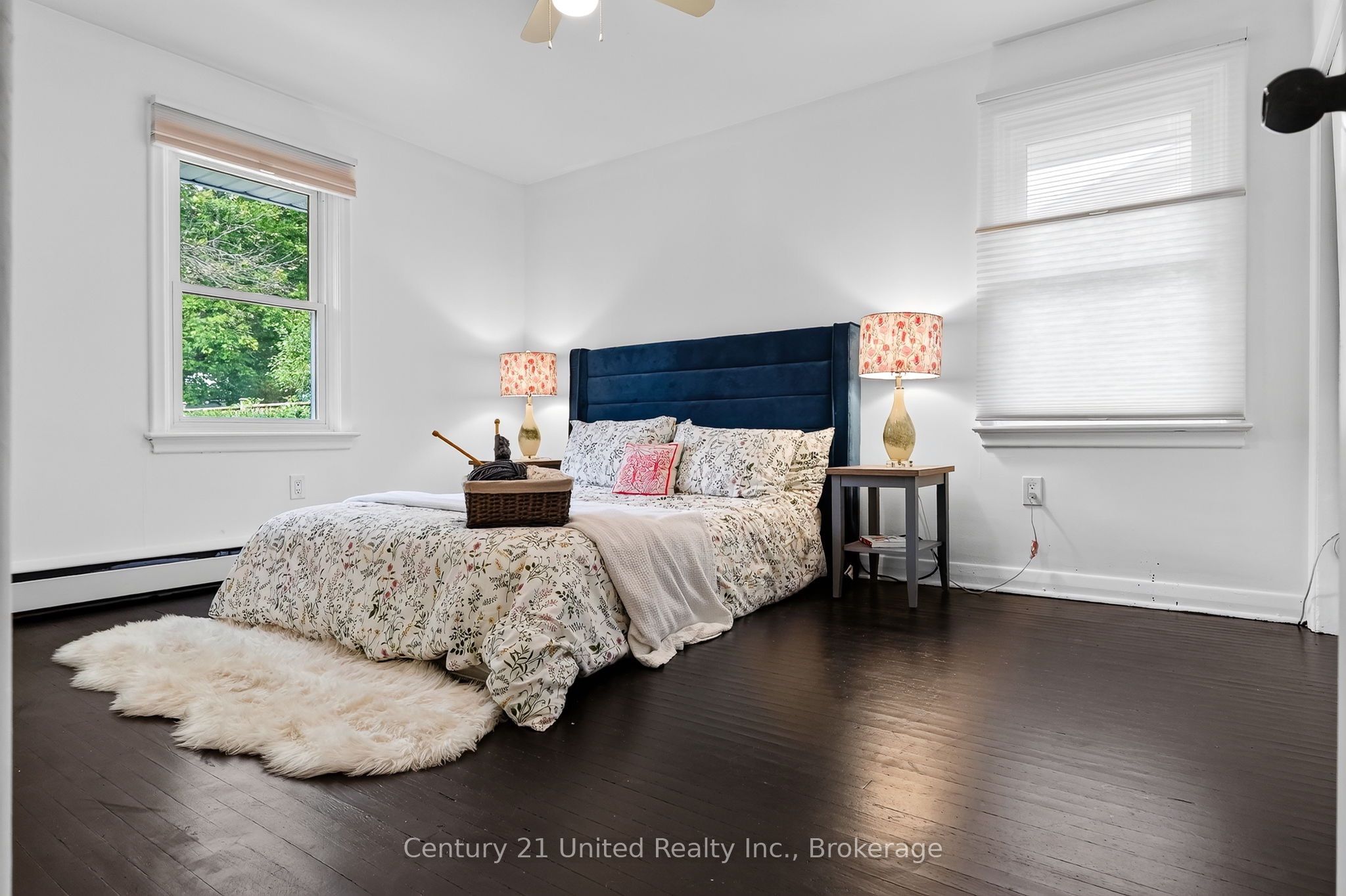 108 James Street E Property Photo 23