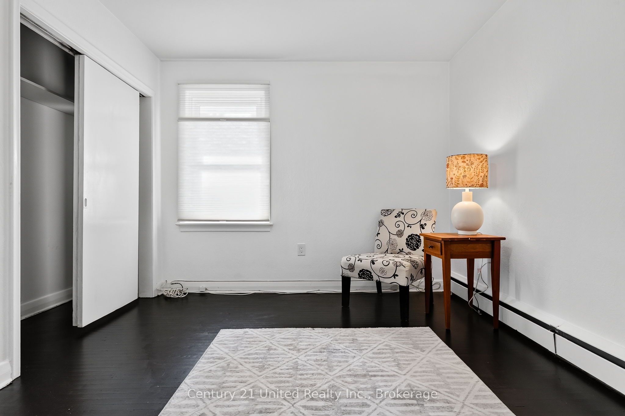 108 James Street E Property Photo 30