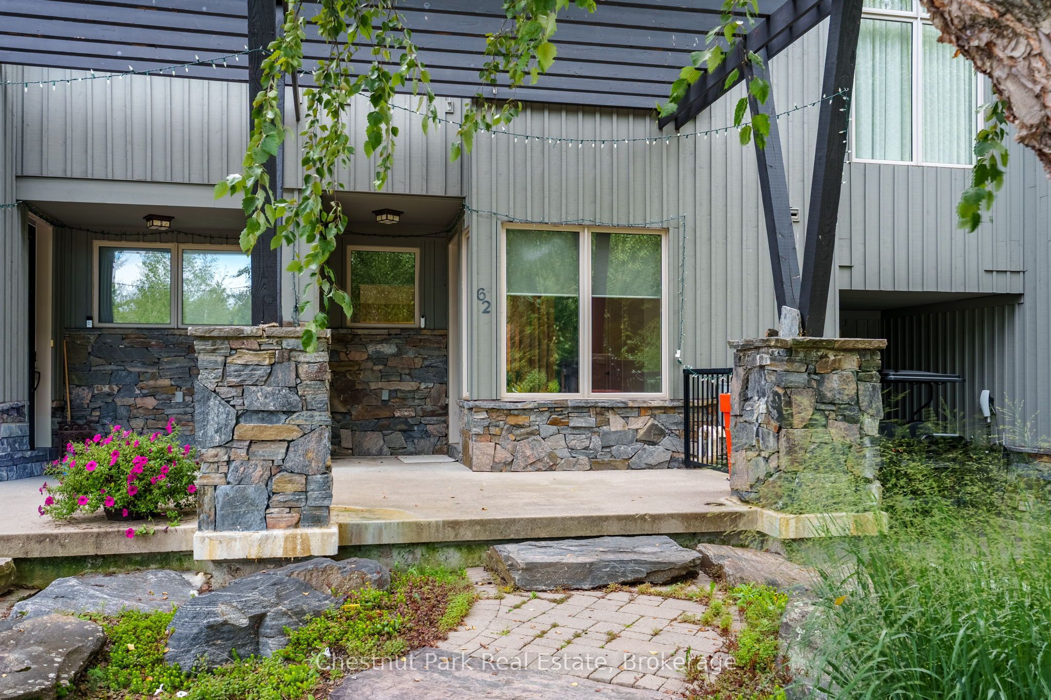 62 Carrick Trail Property Photo 3