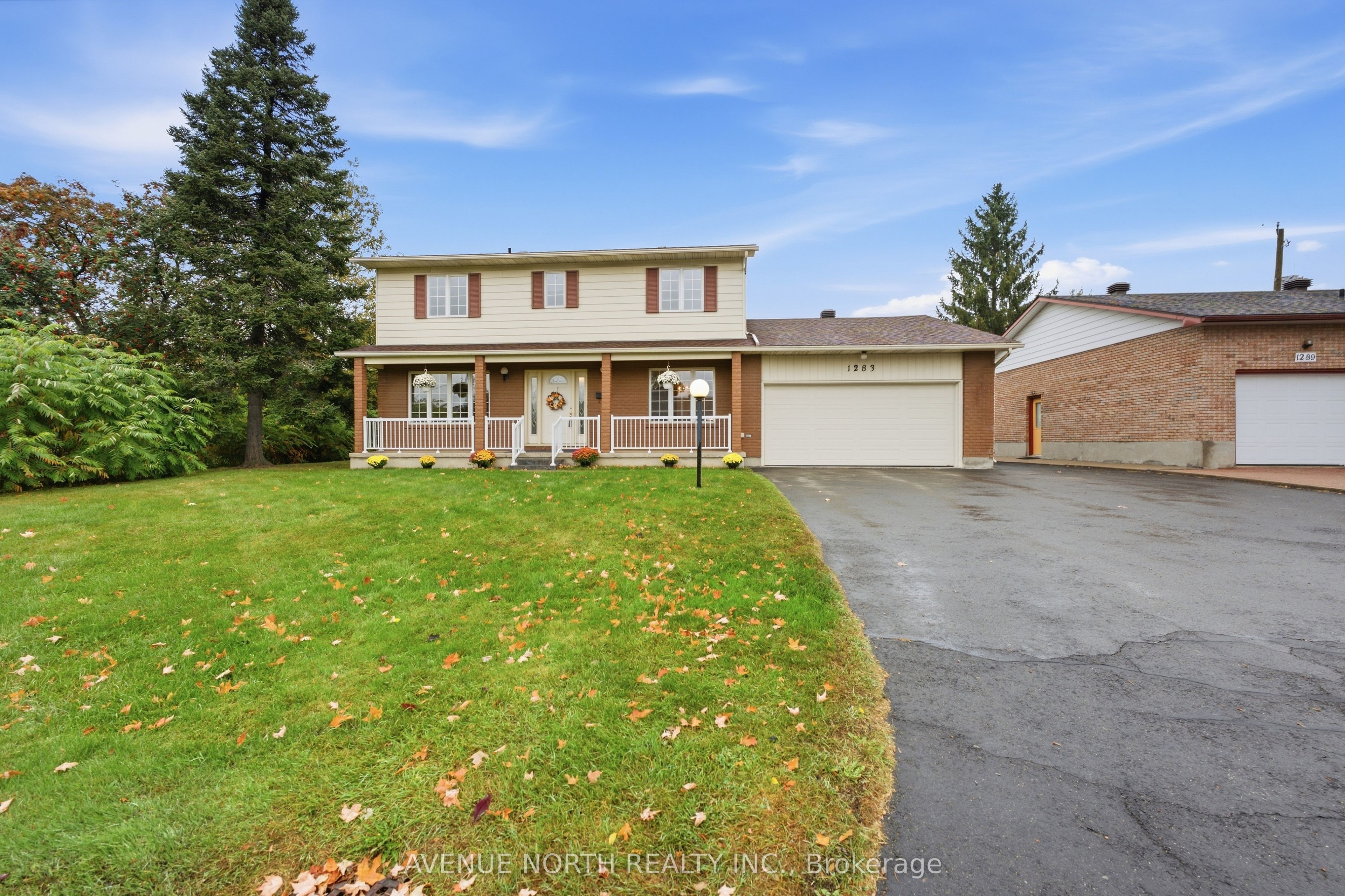 1283 Surrey Avenue Property Photo 2