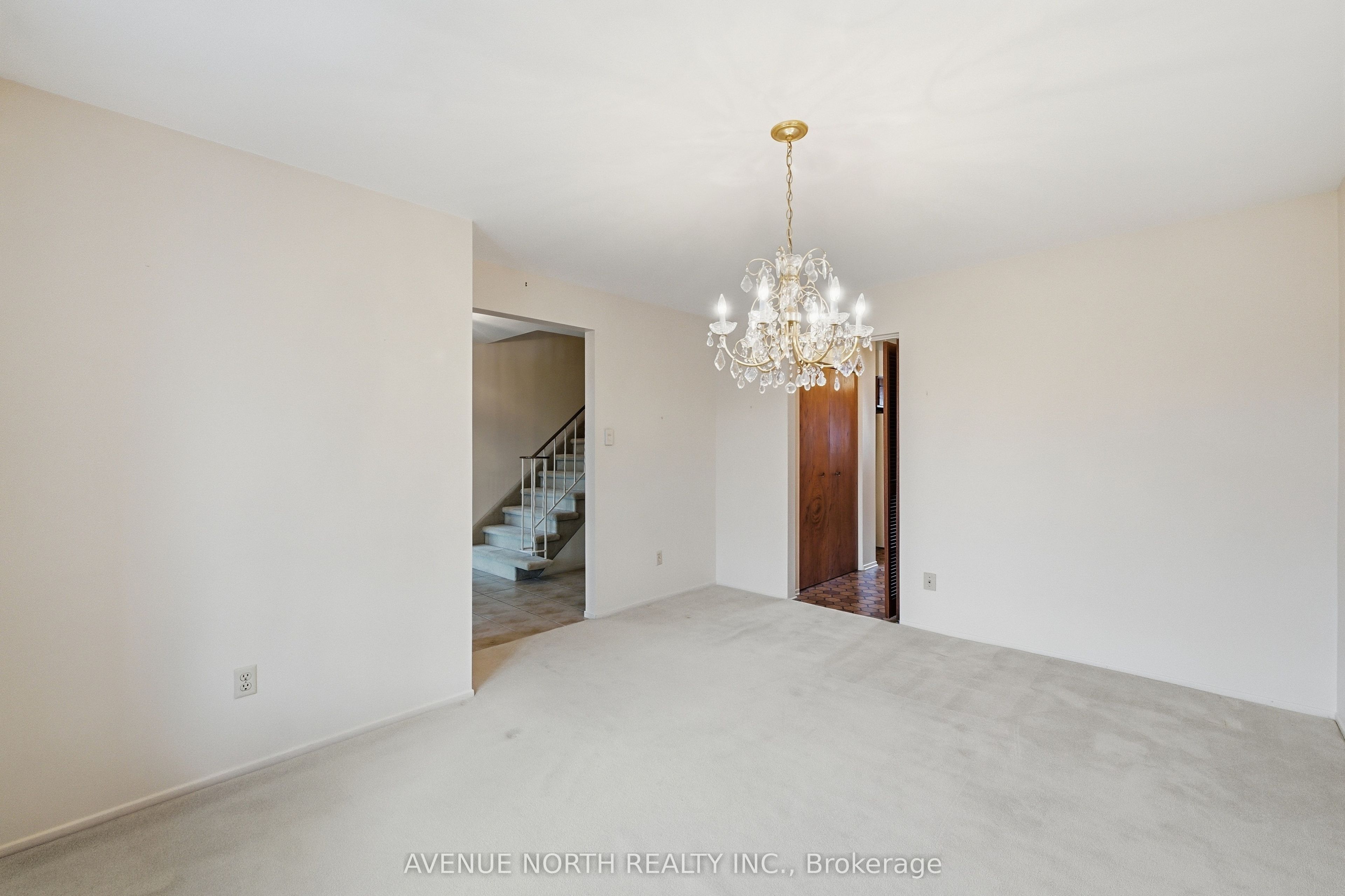 1283 Surrey Avenue Property Photo 12
