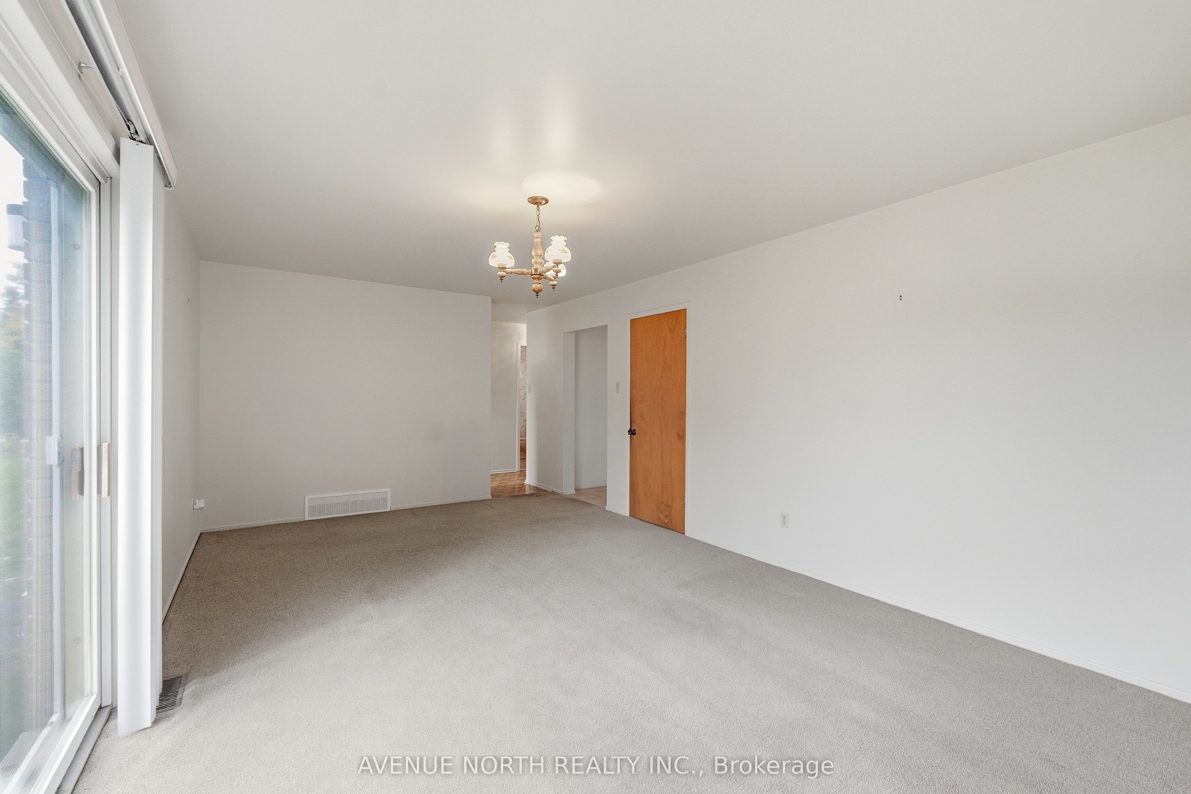 1283 Surrey Avenue Property Photo 19