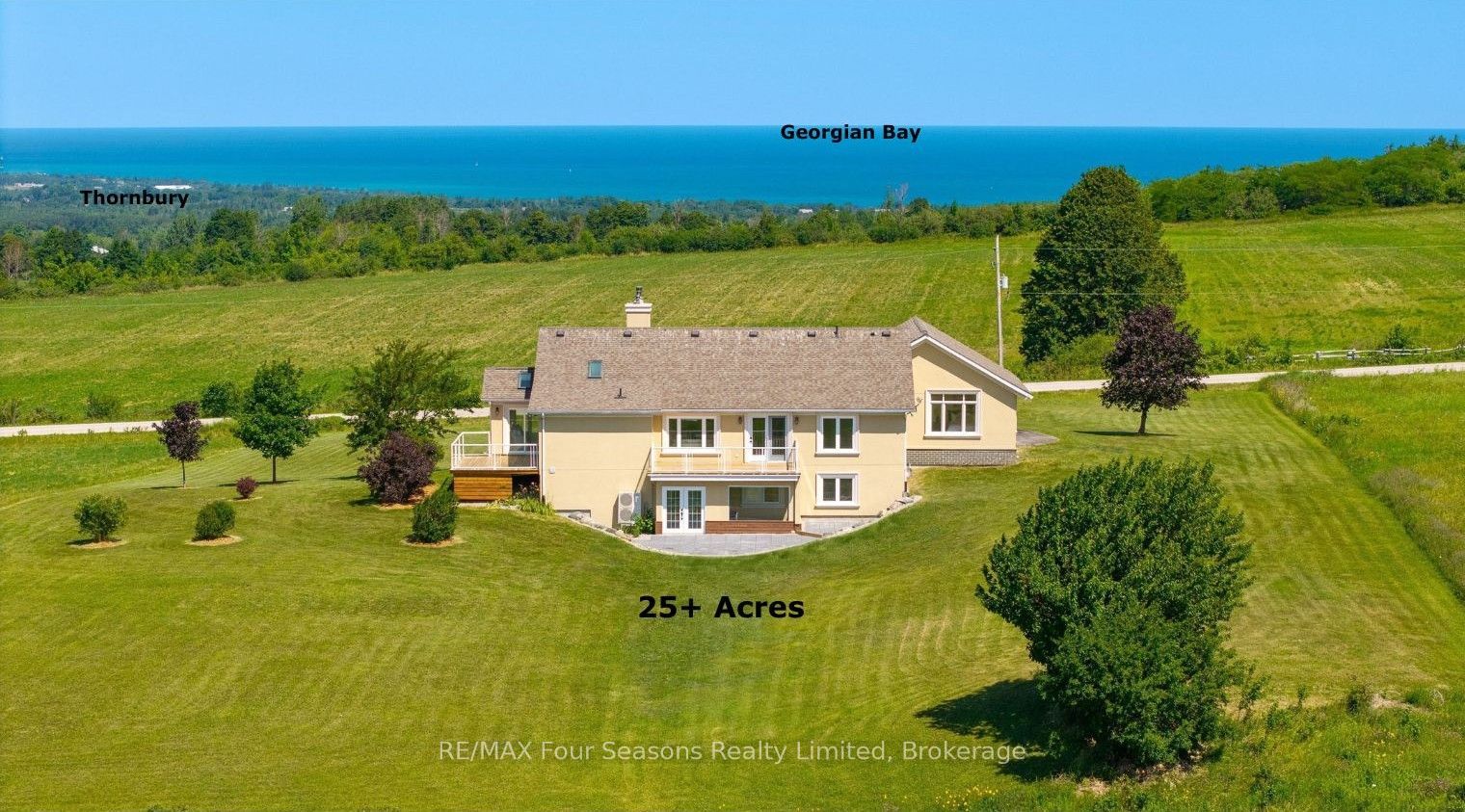 728454 21st Side Road Property Photo 1