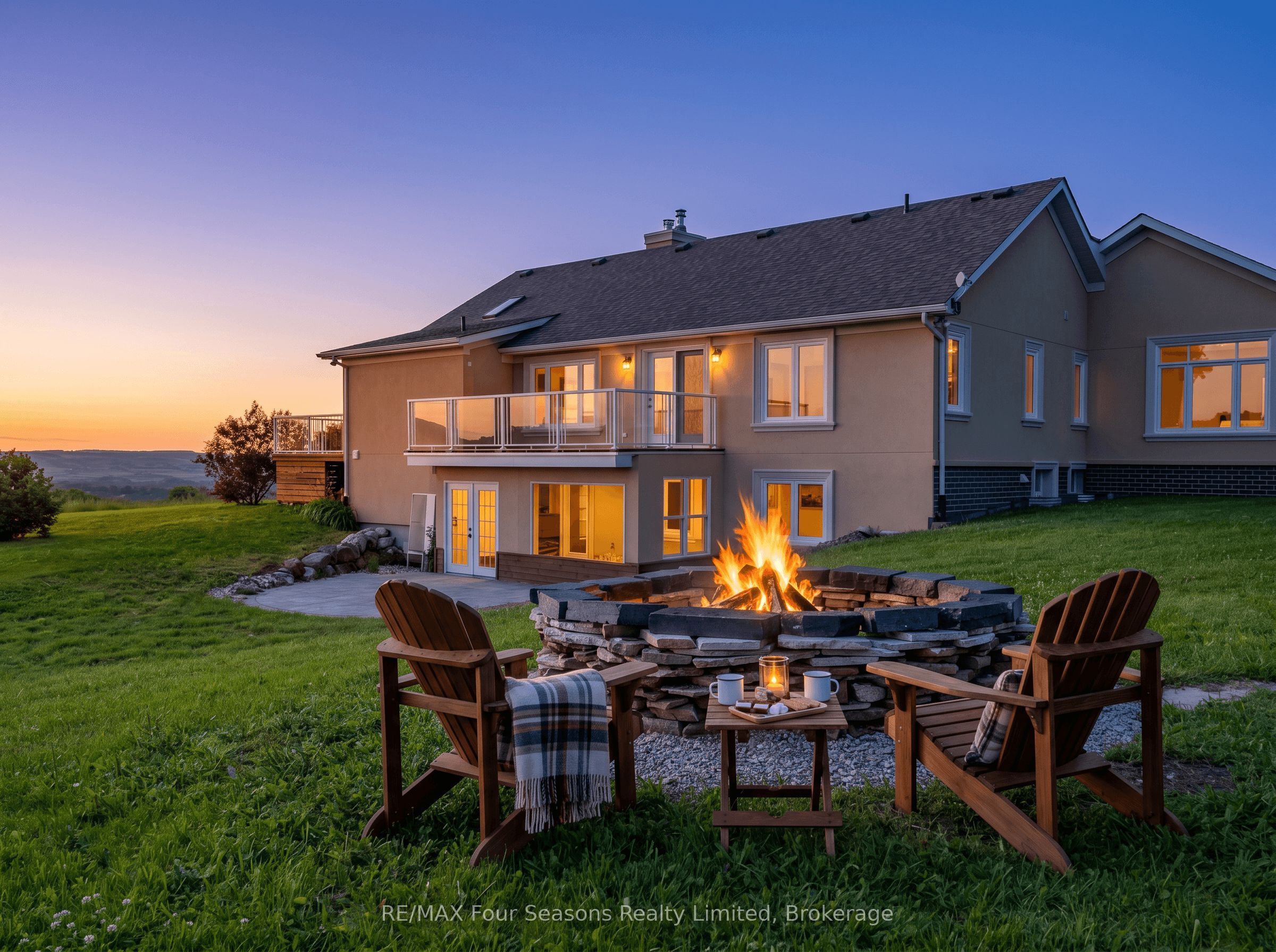 728454 21st Side Road Property Photo 2