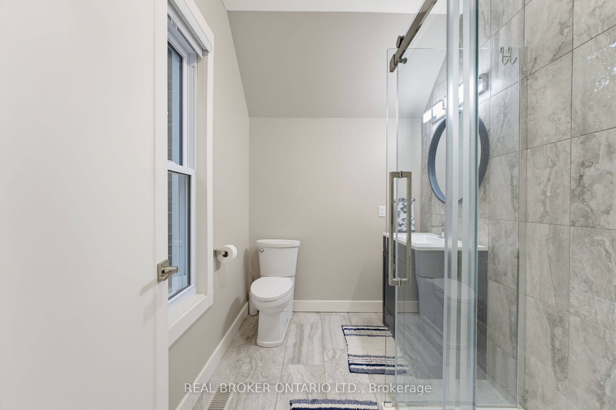 118 Clarence Street Property Photo 15