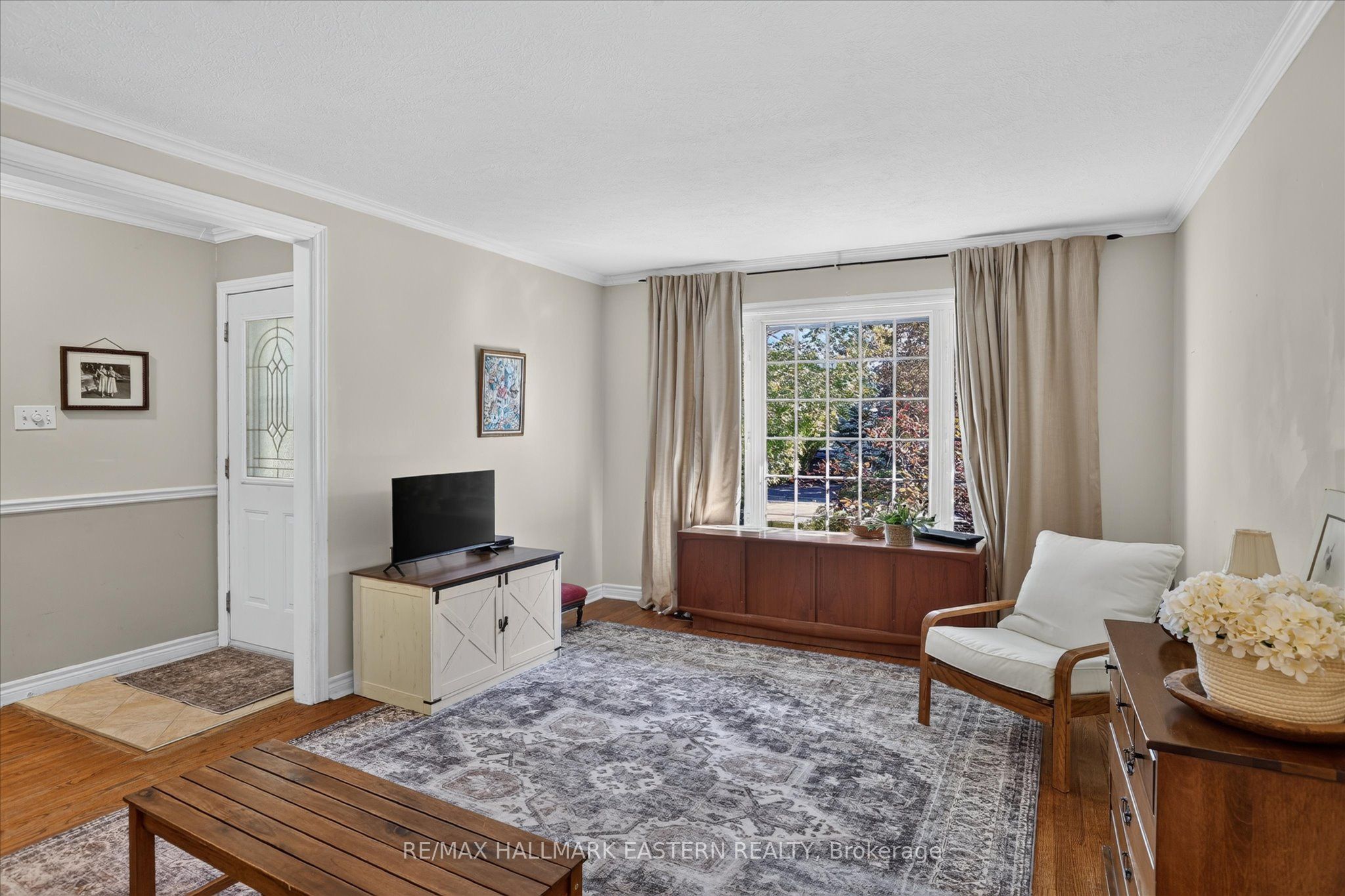 897 Westdale Avenue Property Photo 6