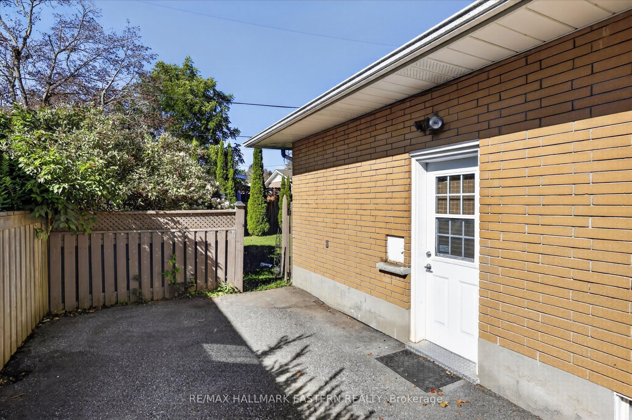 897 Westdale Avenue Property Photo 36