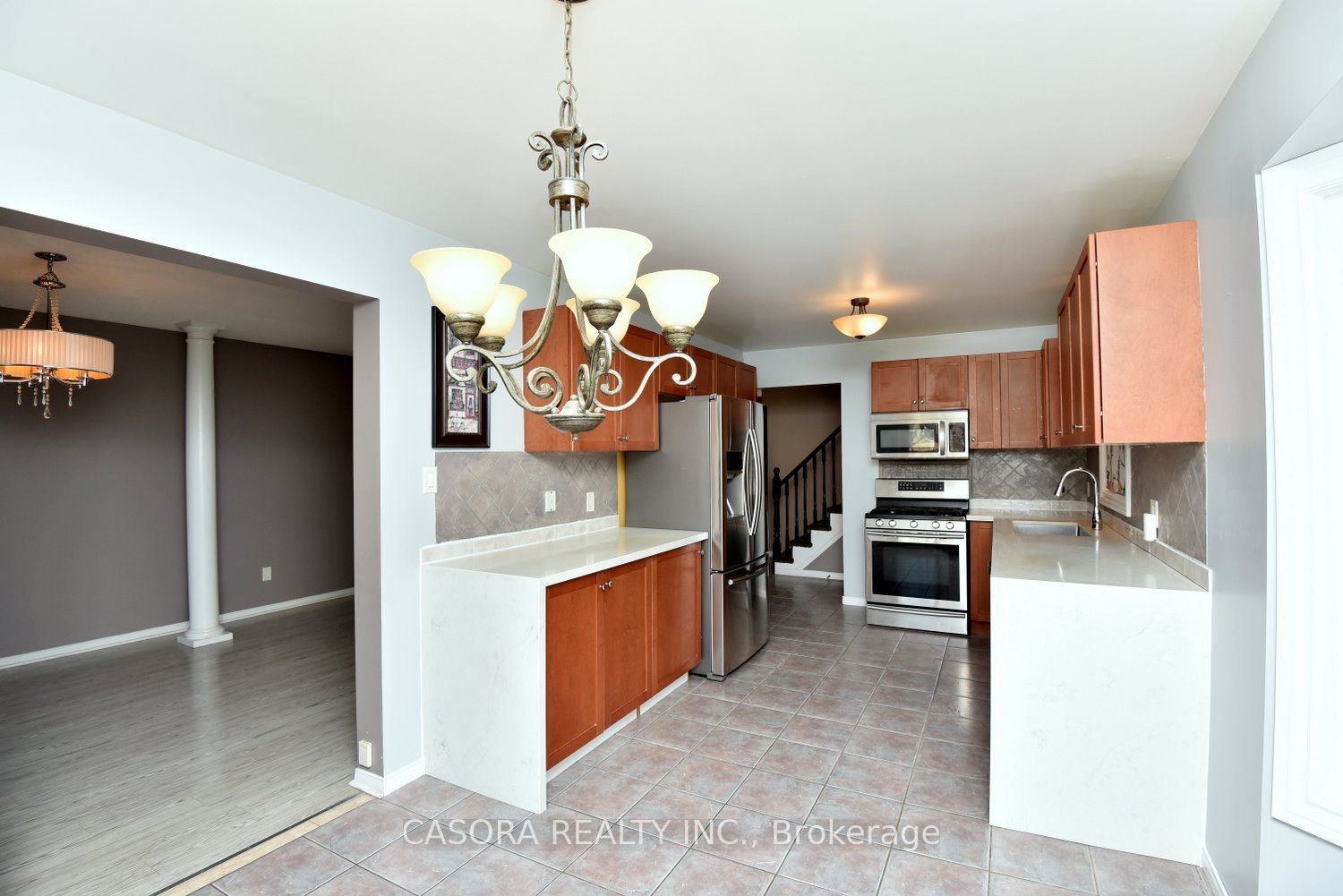 71 Stone Church Road E Property Photo 17