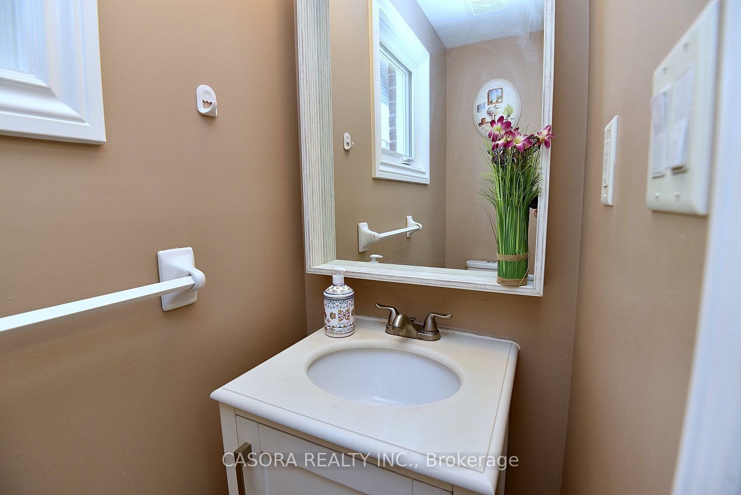 71 Stone Church Road E Property Photo 25